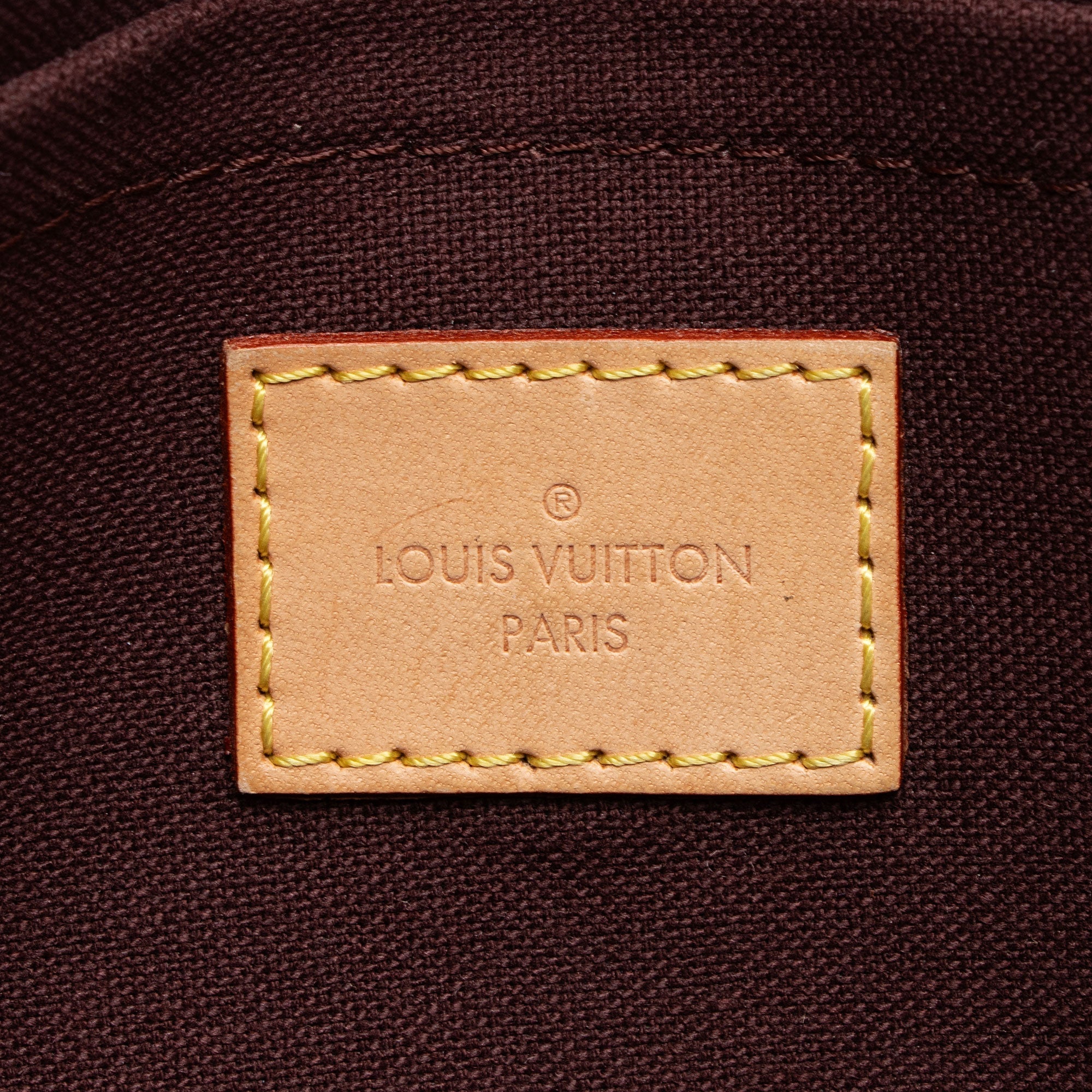 Louis Vuitton Monogram Canvas Favorite MM Shoulder Bag (SHF-TjJwfz)