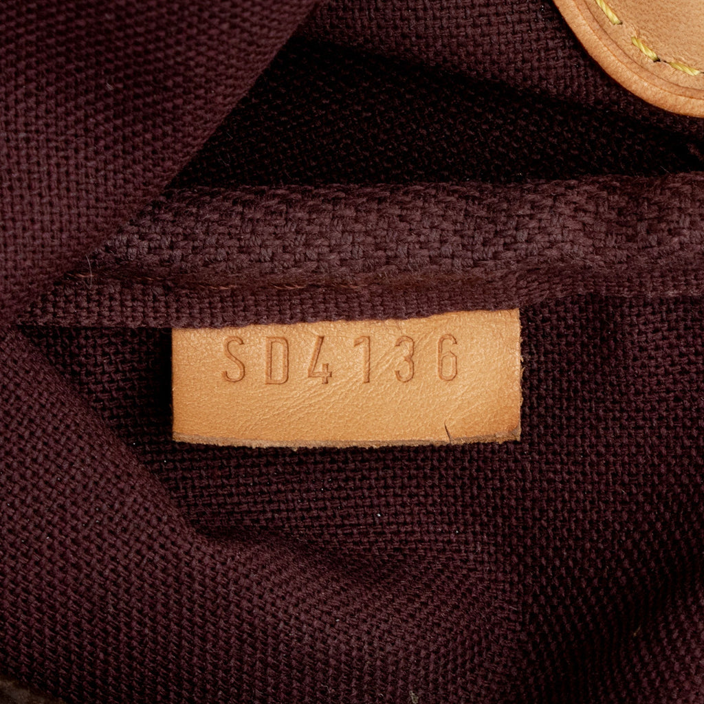 Louis Vuitton Monogram Canvas Favorite PM Shoulder Bag (SHF-c2SfTZ)