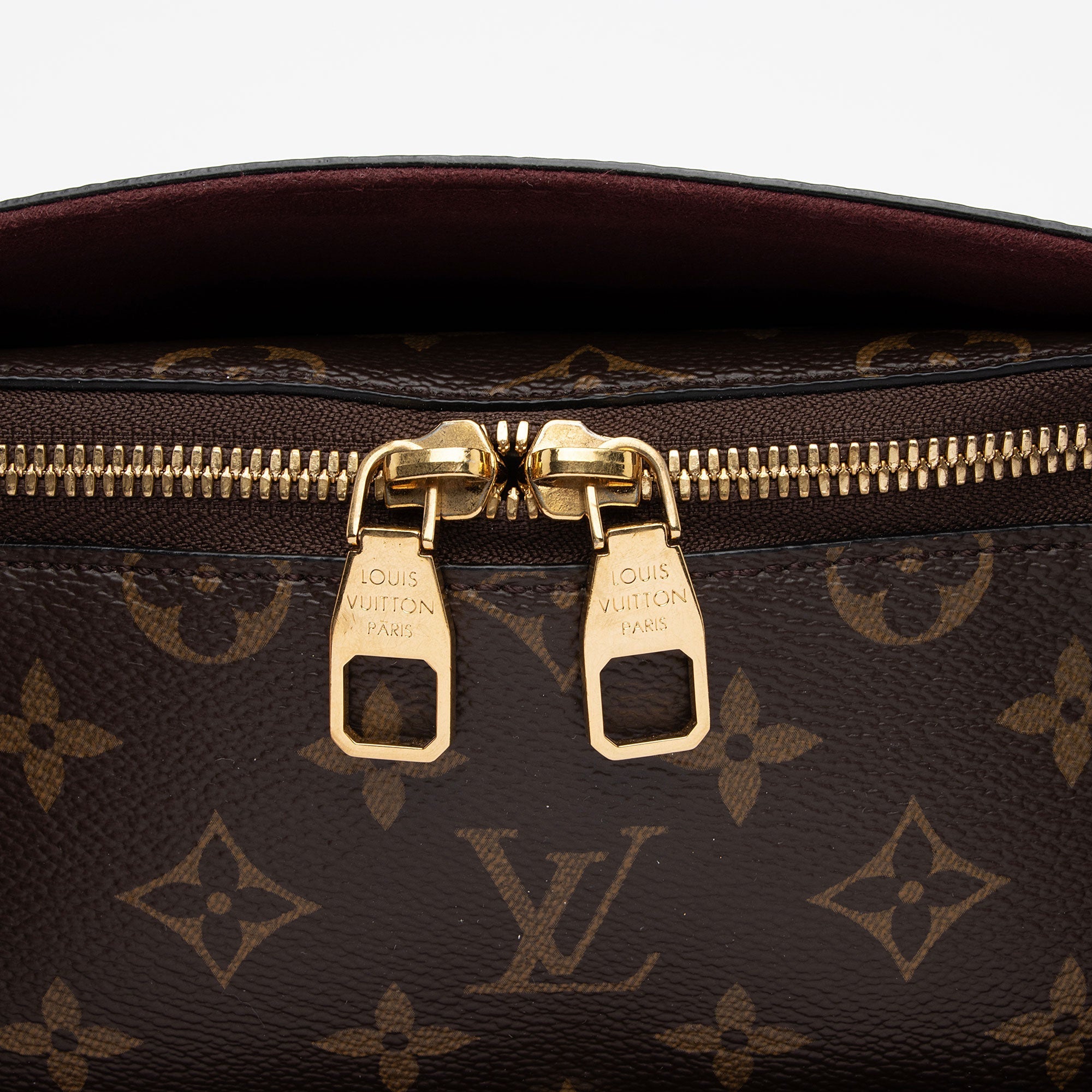 Louis Vuitton Monogram Canvas Flower MM Zip Tote (SHF-H0ttAo)