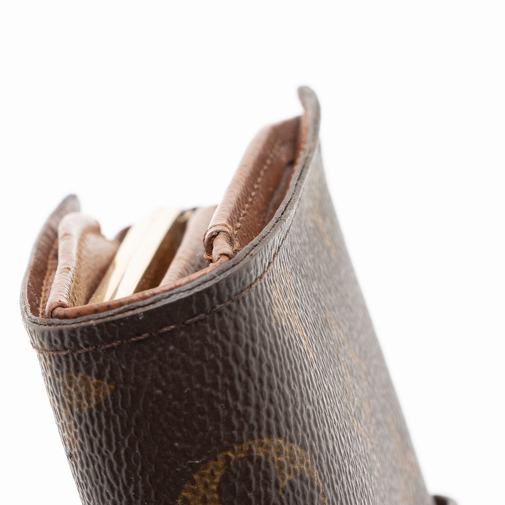 Louis Vuitton Monogram Canvas French Wallet (SHF-1LokF2)