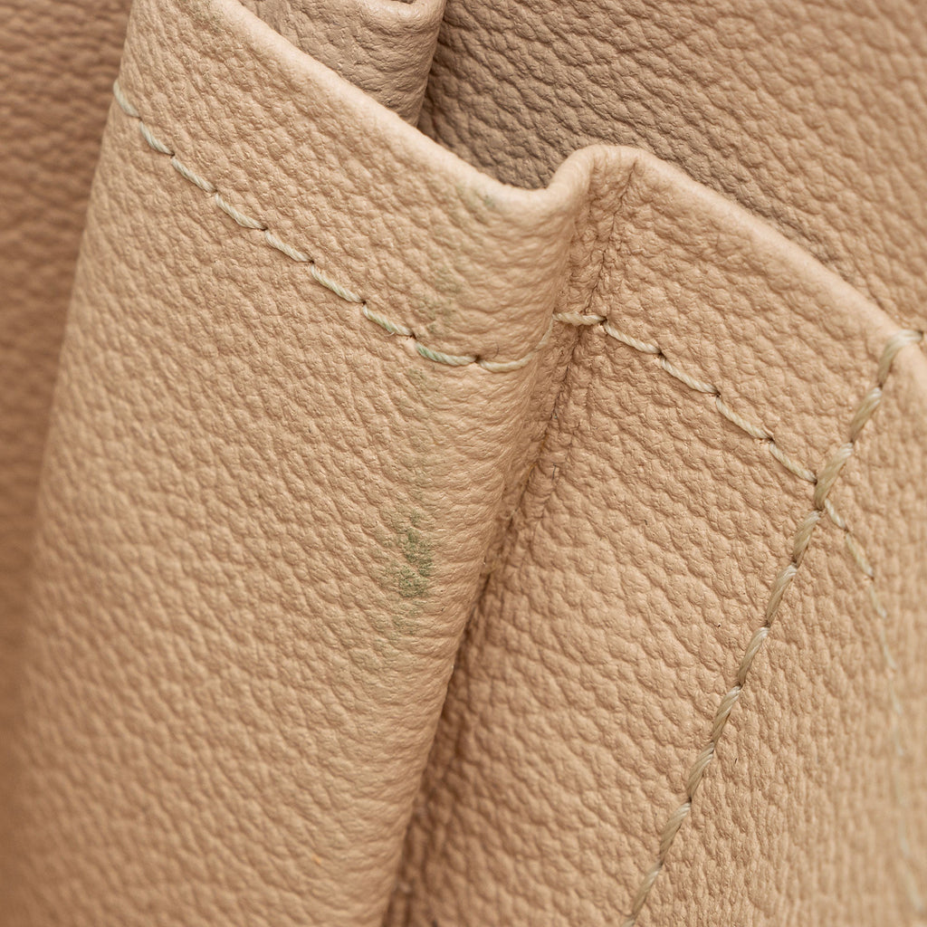Louis Vuitton Monogram Canvas GM Cosmetic Pouch (SHF-TmU2LL)
