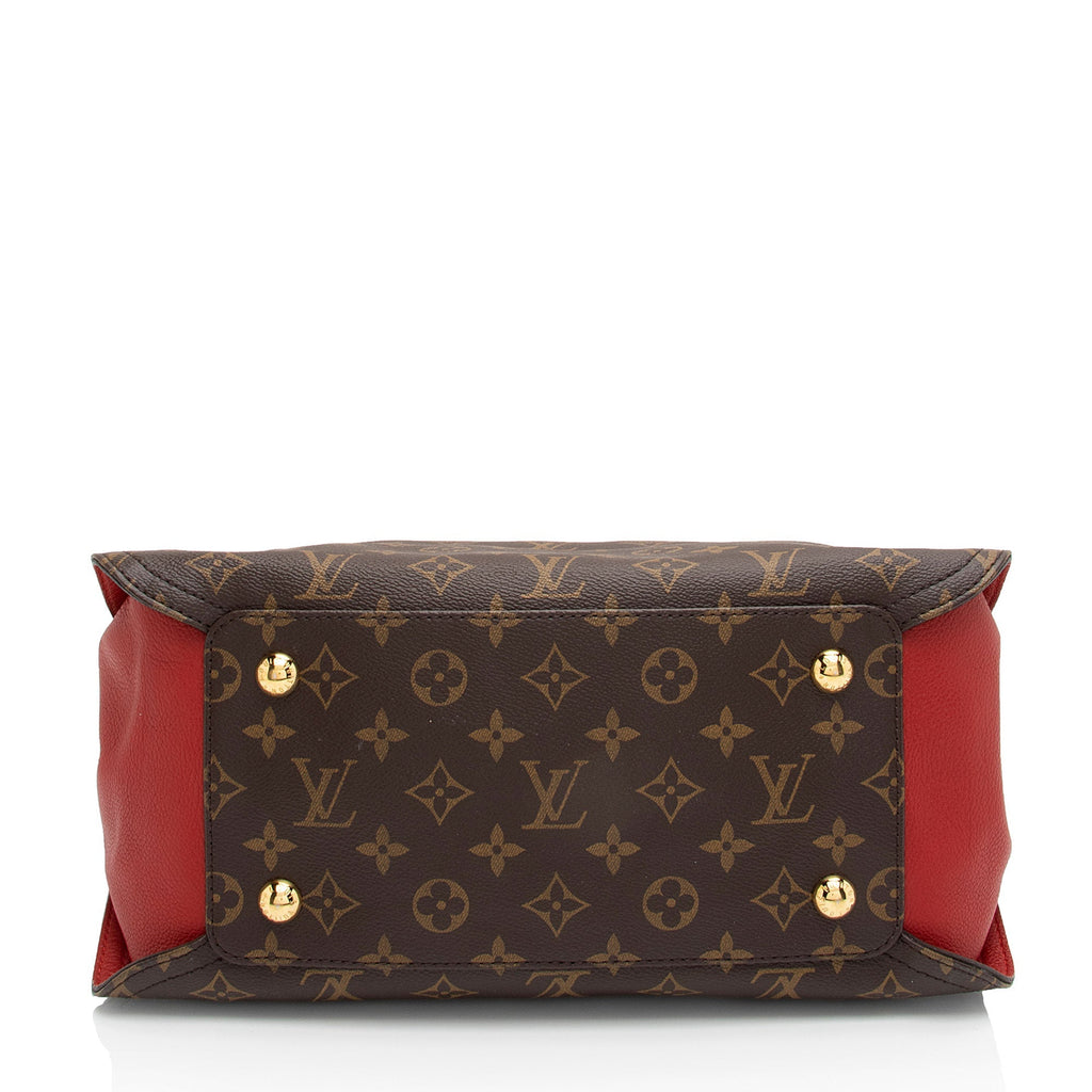 Louis Vuitton Monogram Canvas Gaia Shoulder Bag (SHF-XSBDdp)