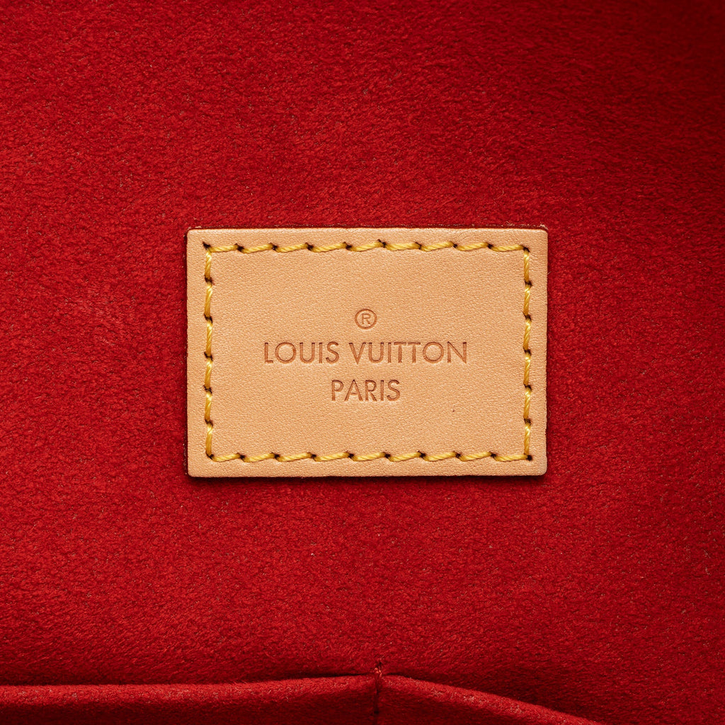 Louis Vuitton Monogram Canvas Gaia Shoulder Bag (SHF-XSBDdp)