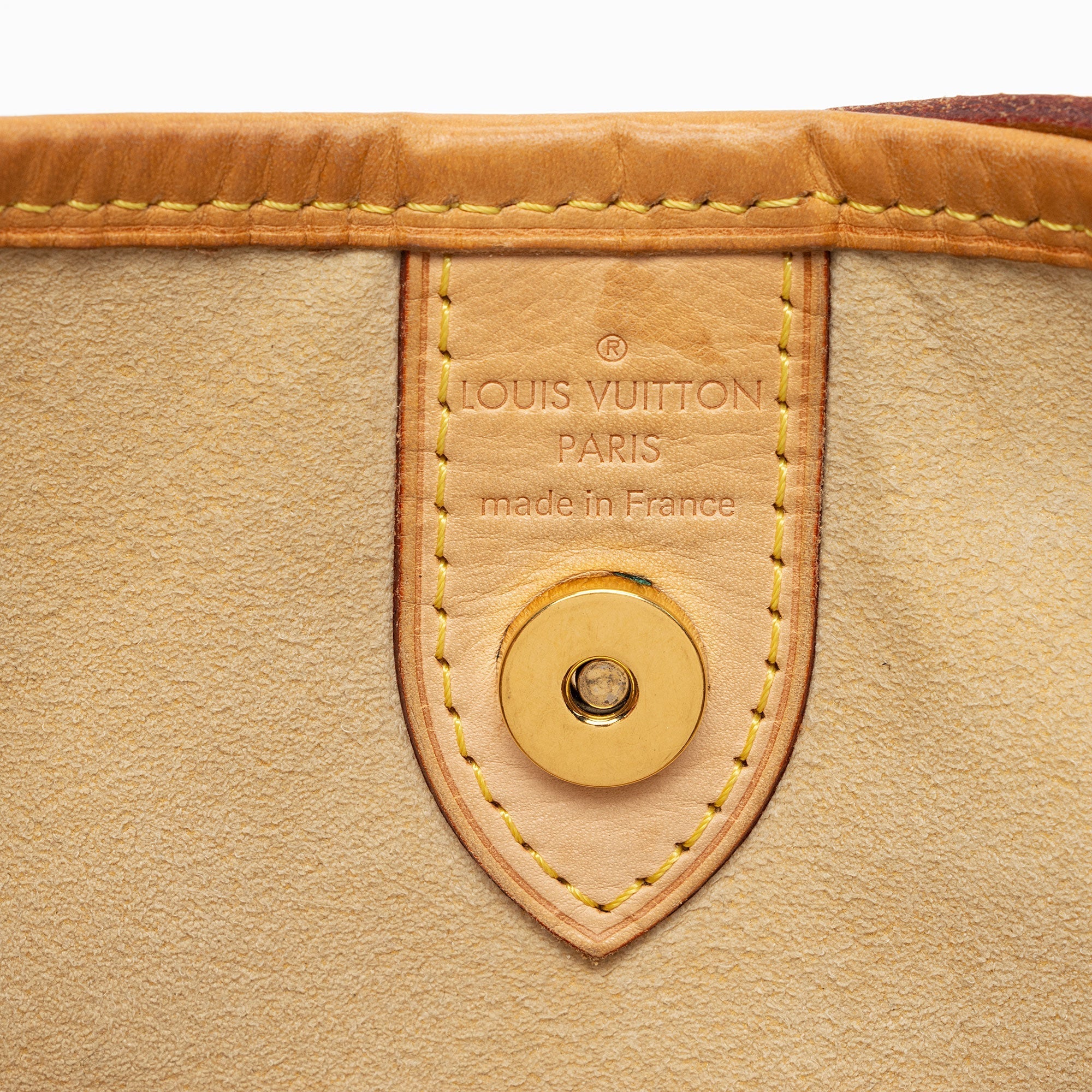 Louis Vuitton Monogram Canvas Galliera PM Shoulder Bag (SHF-nUMyXQ)