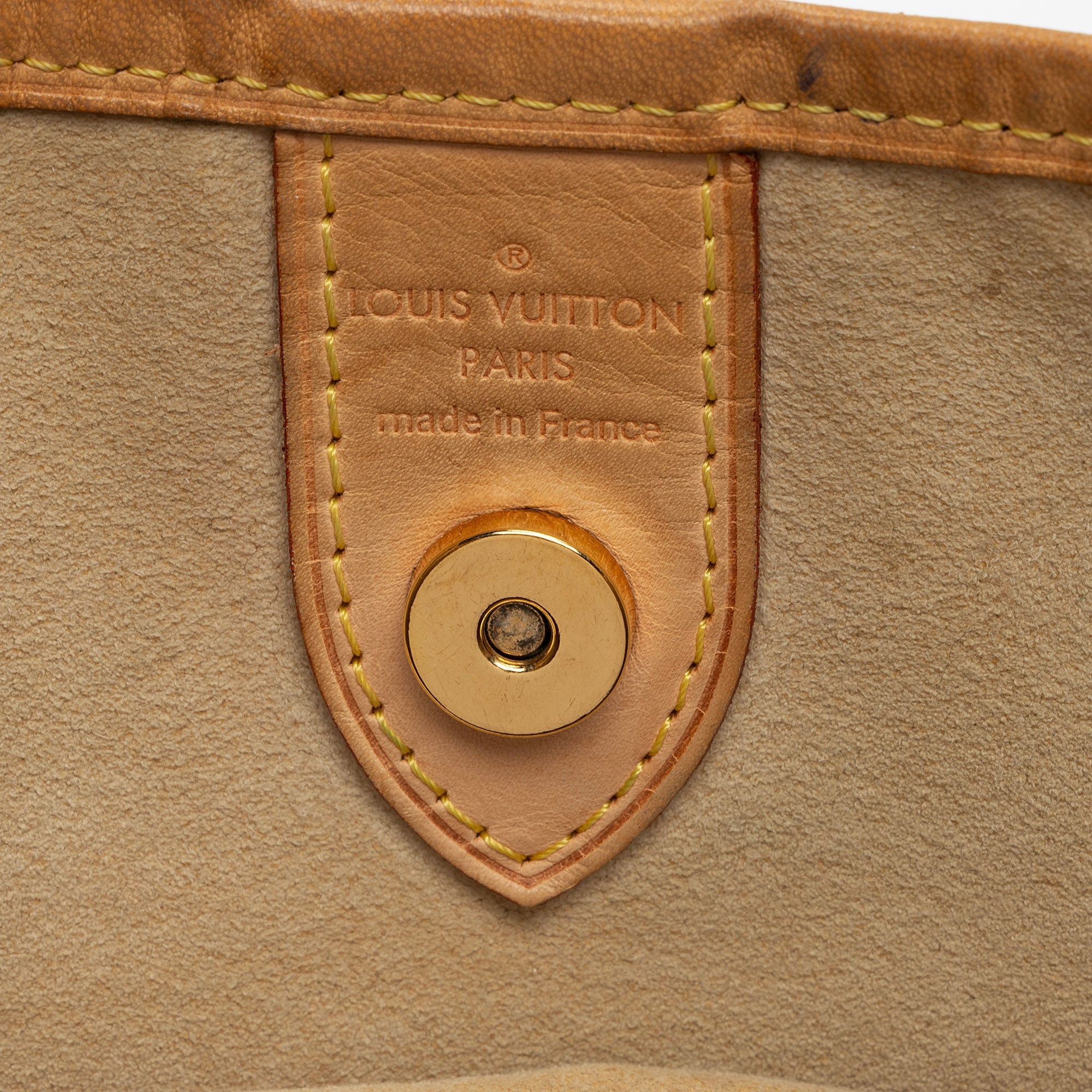 Louis Vuitton Monogram Canvas Galliera PM Shoulder Bag (SHF-ZrFqsw)