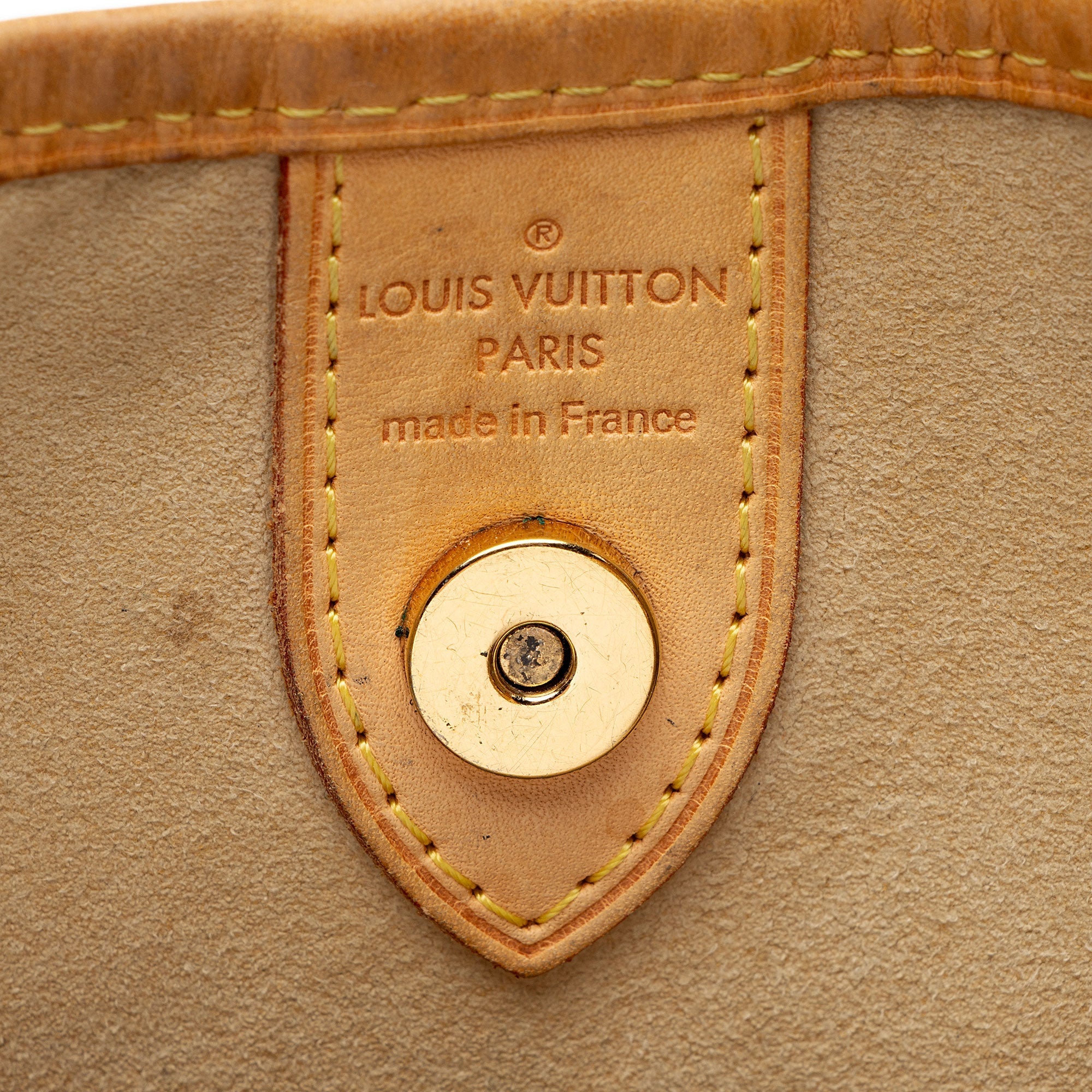 Louis Vuitton Monogram Canvas Galliera PM Shoulder Bag (SHF-Y05O6Y)