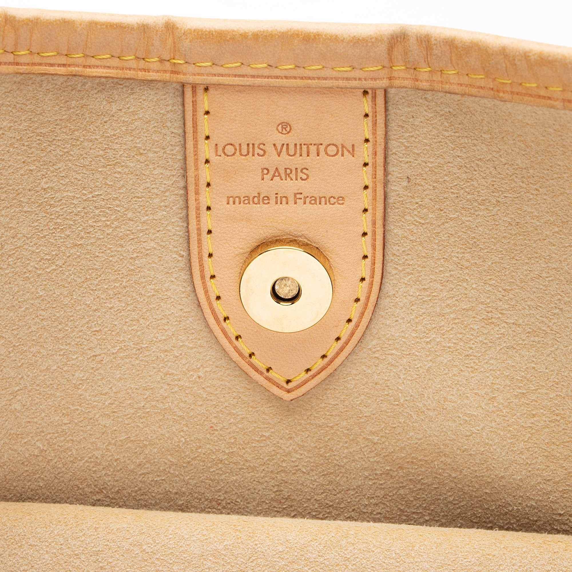 Louis Vuitton Monogram Canvas Galliera PM Shoulder Bag (SHF-K34ihO)