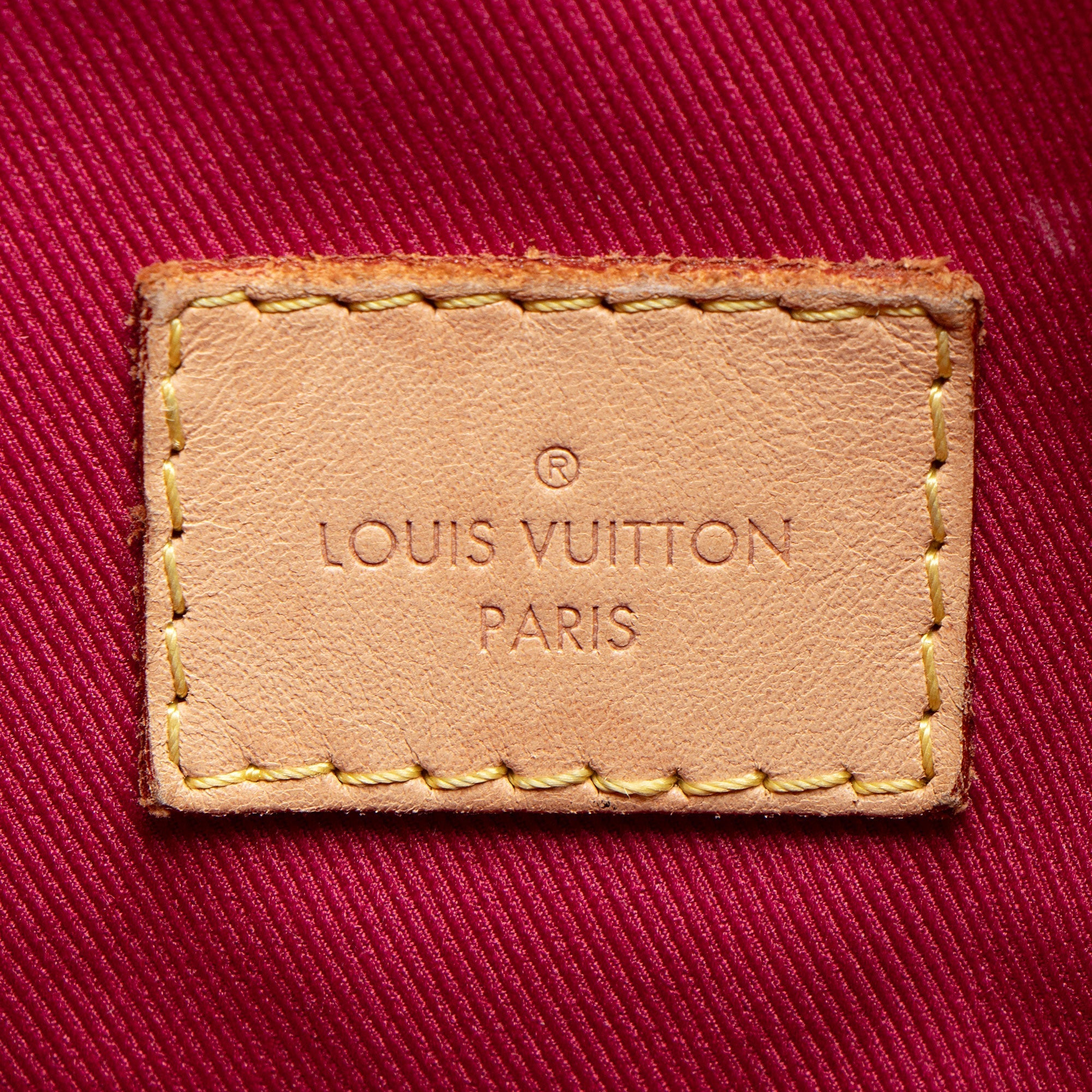 Louis Vuitton Monogram Canvas Graceful MM Hobo (SHF-Qx8RK4)