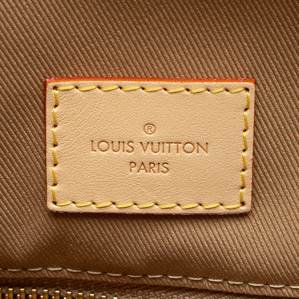 Louis Vuitton Monogram Canvas Graceful PM Hobo (SHF-jxAbZb)