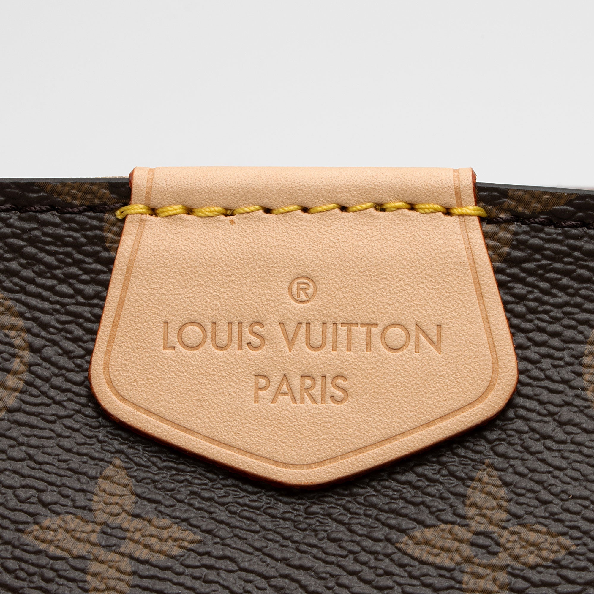 Louis Vuitton Monogram Canvas Graceful PM Hobo (SHF-jxAbZb)
