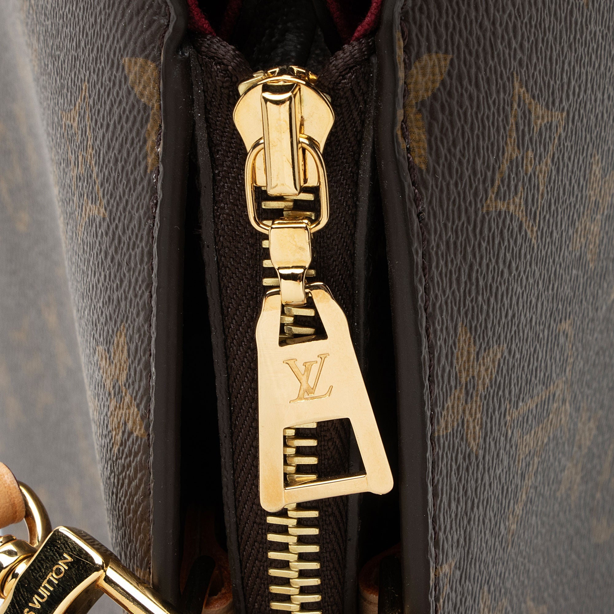 Louis Vuitton Monogram Canvas Grand Palais Tote (SHF-yWfVLC)
