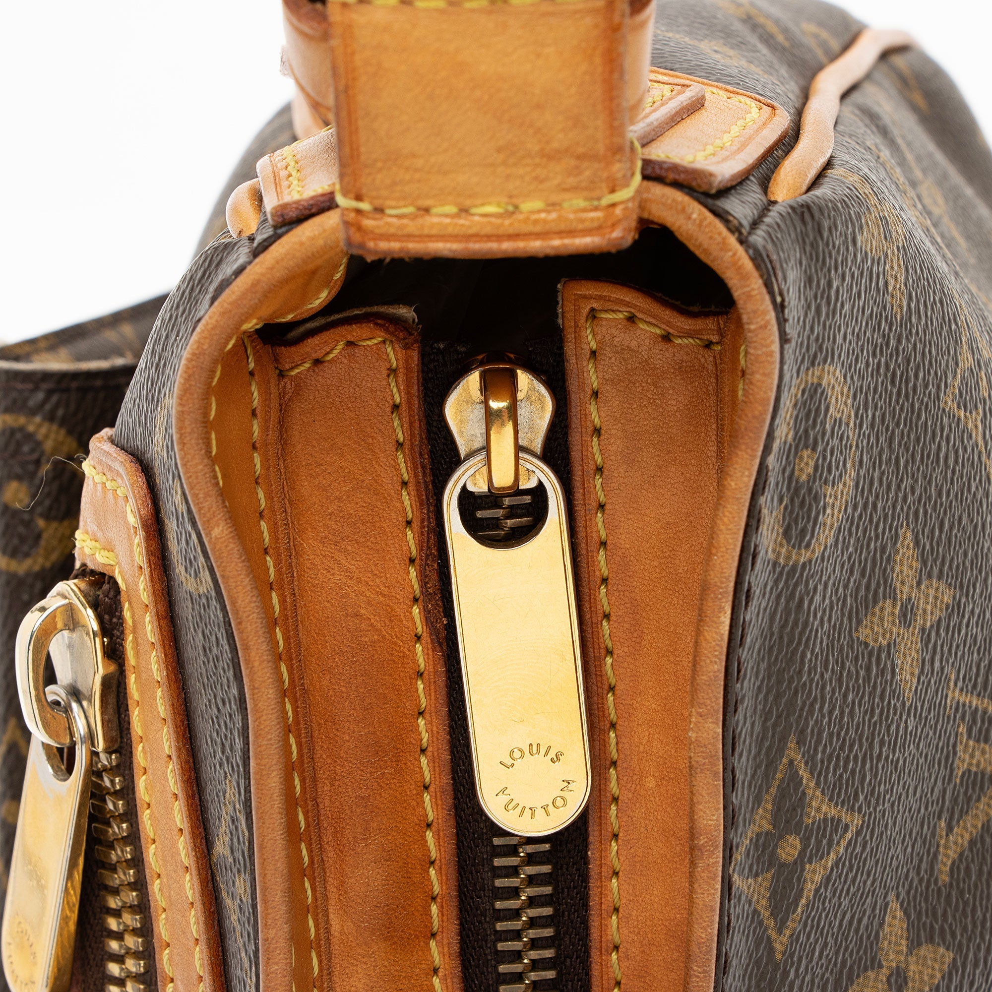 Louis Vuitton Monogram Canvas Hudson GM Shoulder Bag