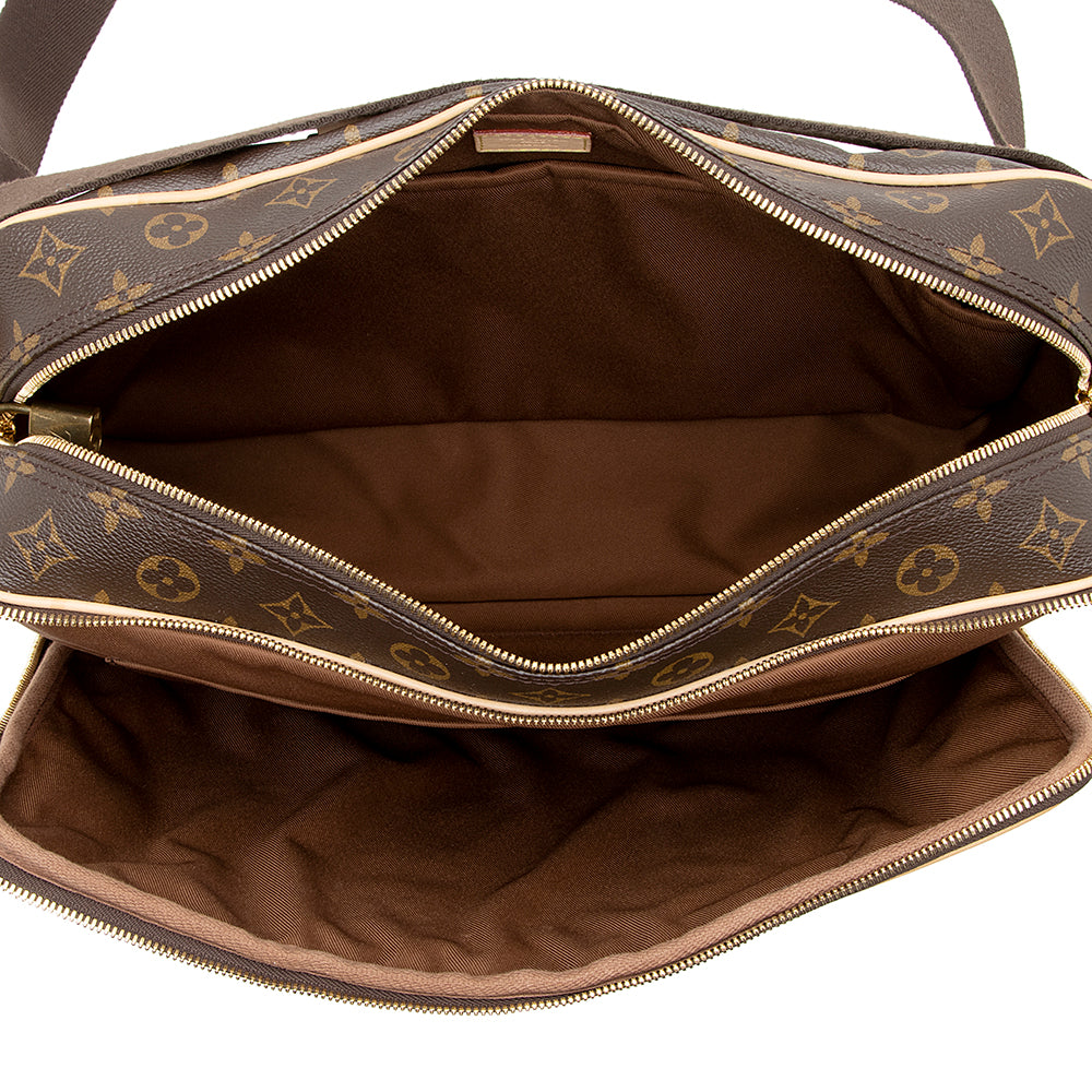 Louis Vuitton Monogram Canvas Icare Weekender (SHF-18781)