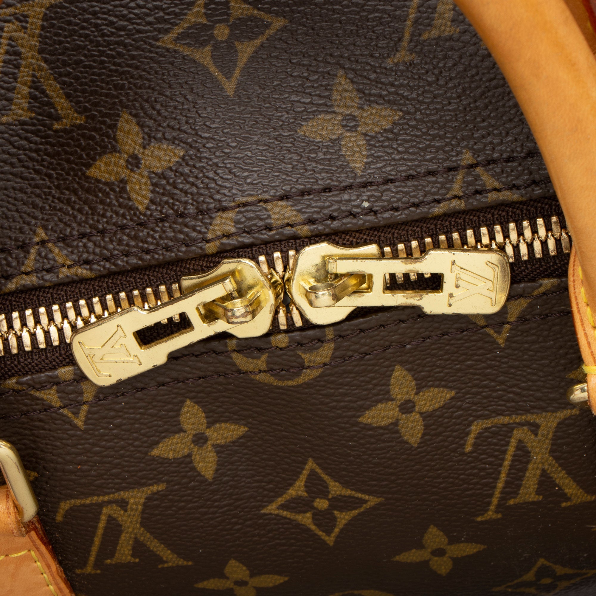 Louis Vuitton Monogram Canvas Keepall Bandouliere 50 Duffle (SHF-krYMXW)