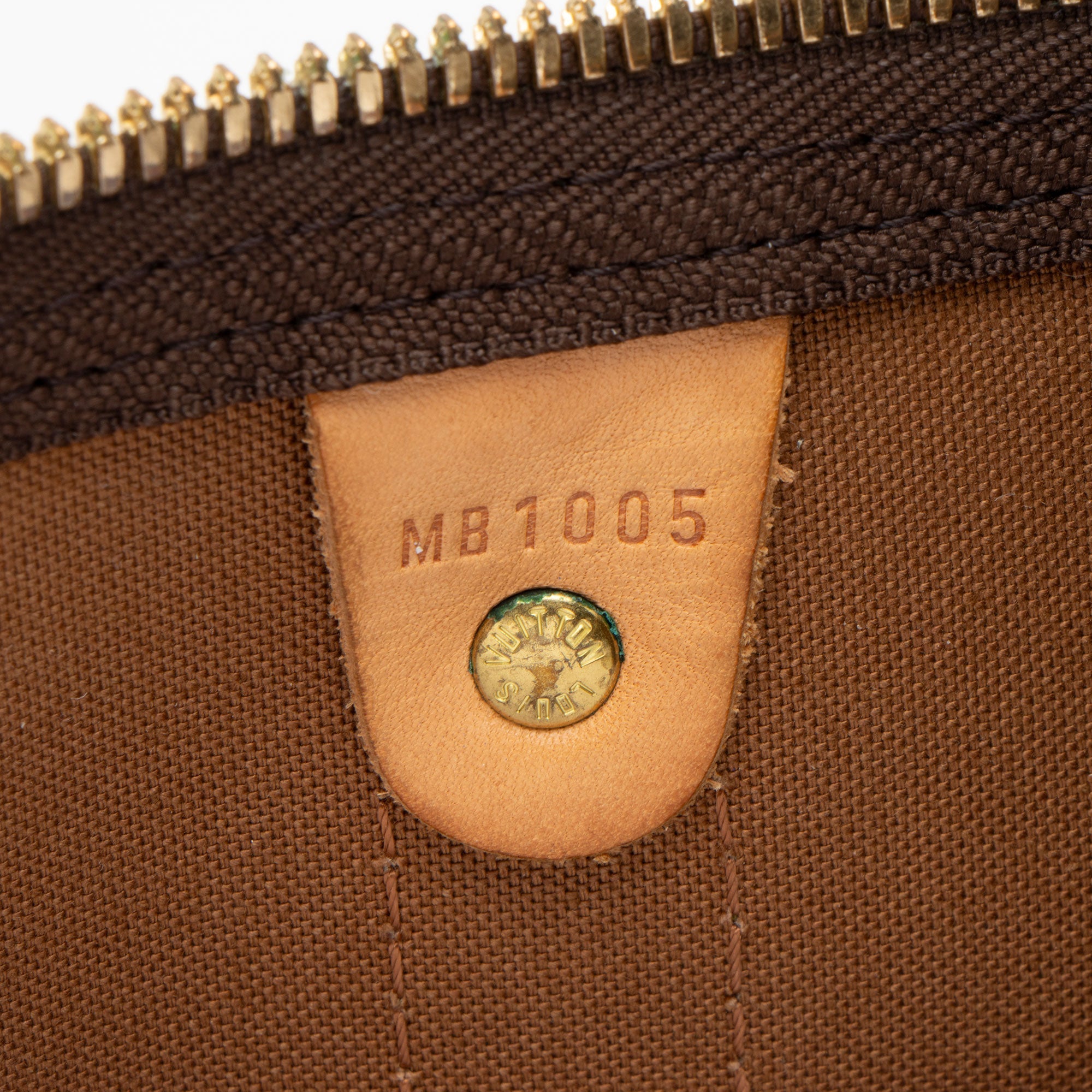 Louis Vuitton Monogram Canvas Keepall Bandouliere 50 Duffle (SHF-krYMXW)