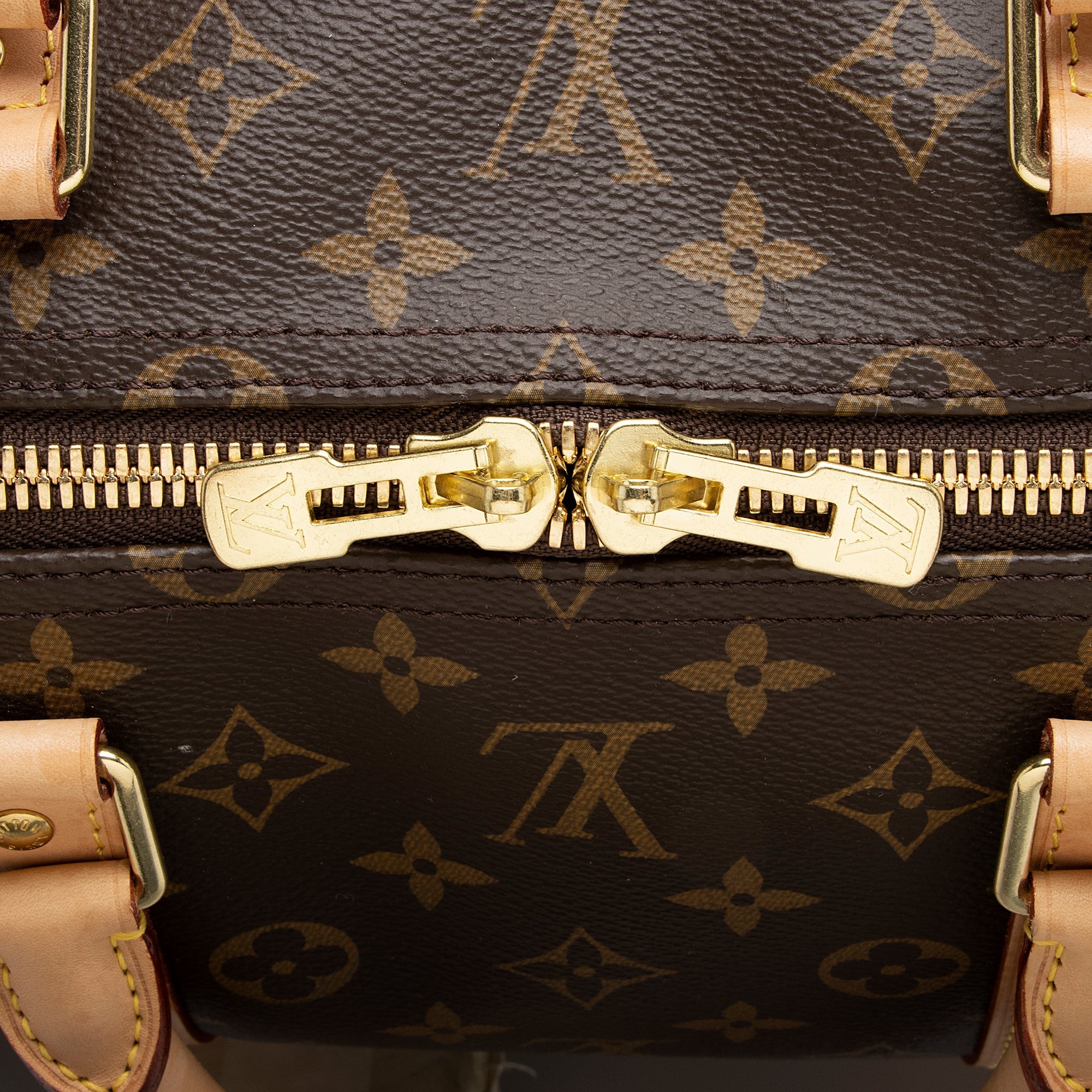 Louis Vuitton  Monogram Canvas Keepall Bandouliere 50 Duffle Bag (SHF-JnQc5j)