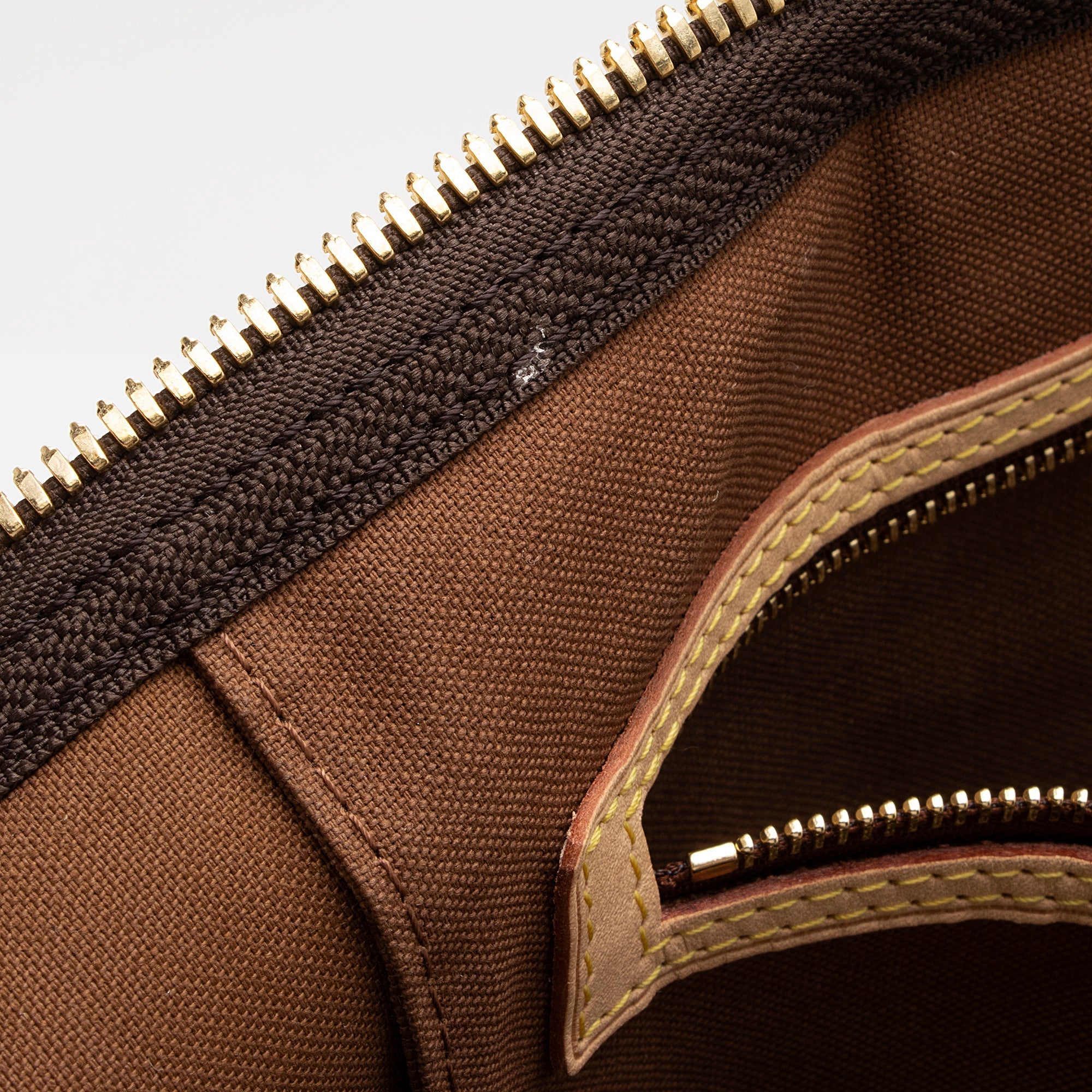 Louis Vuitton  Monogram Canvas Keepall Bandouliere 50 Duffle Bag (SHF-JnQc5j)