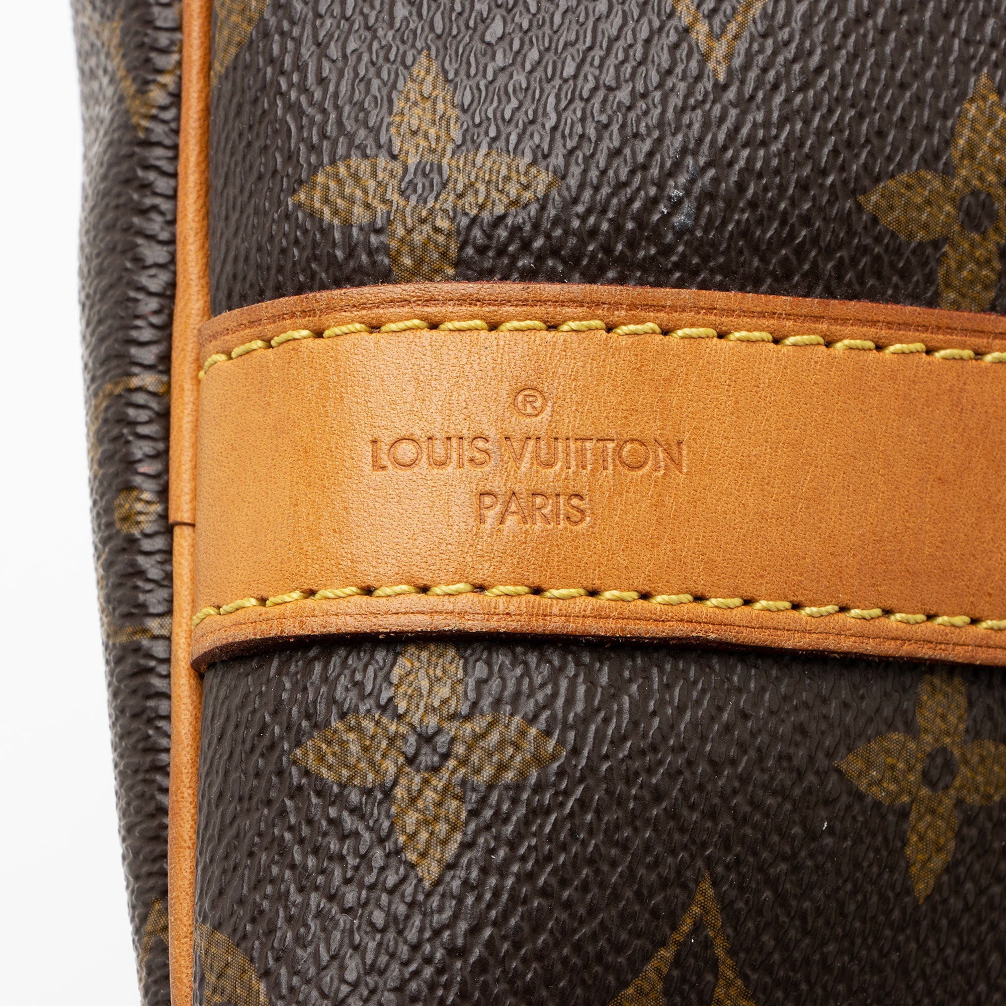 Louis Vuitton Monogram Canvas Keepall Bandouliere 55 Duffle Bag (SHF-qBIEjn)