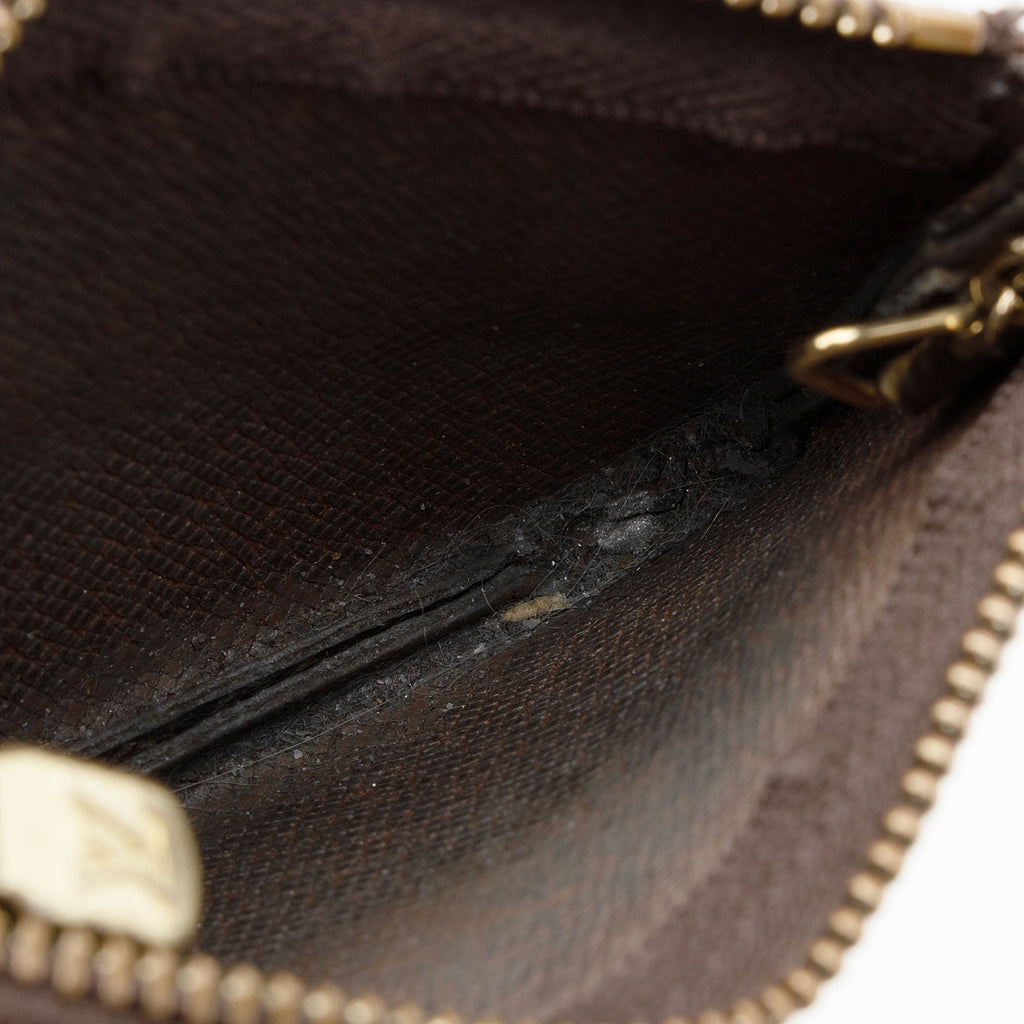 Louis Vuitton Monogram Canvas Key Pouch (SHF-PJoYmK)