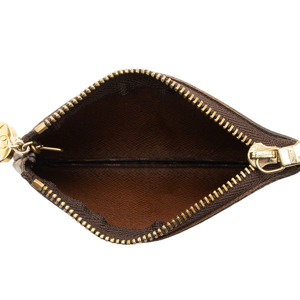 Louis Vuitton Monogram Canvas Key Pouch (SHF-WA2yu9)