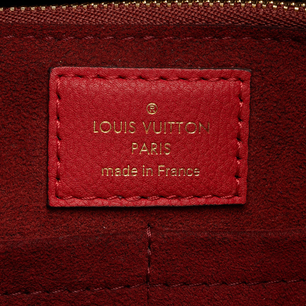 Louis Vuitton Monogram Canvas Kimono Tote (SHF-l235cQ)
