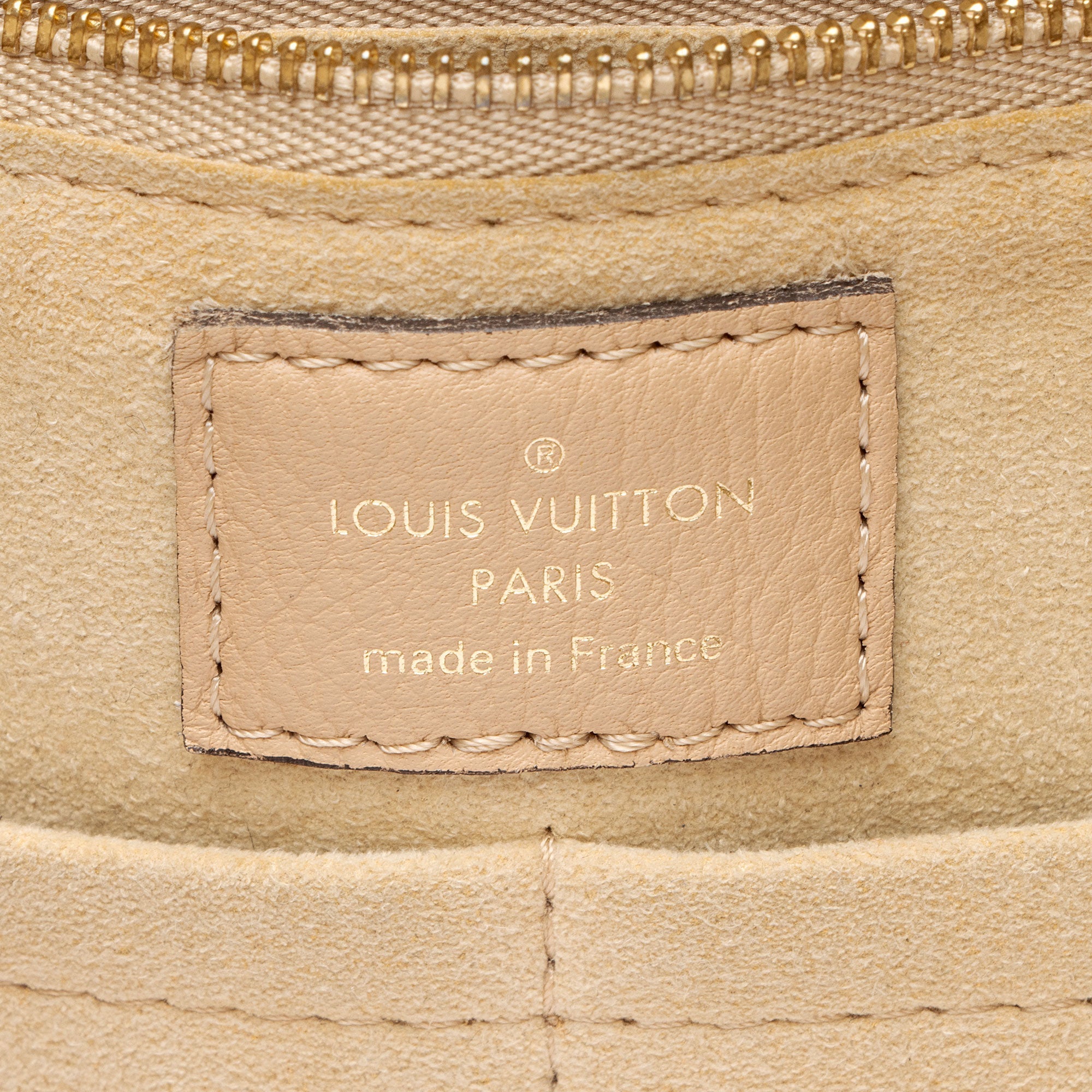 Louis Vuitton Monogram Canvas Kimono Tote (SHF-SsHmOQ)