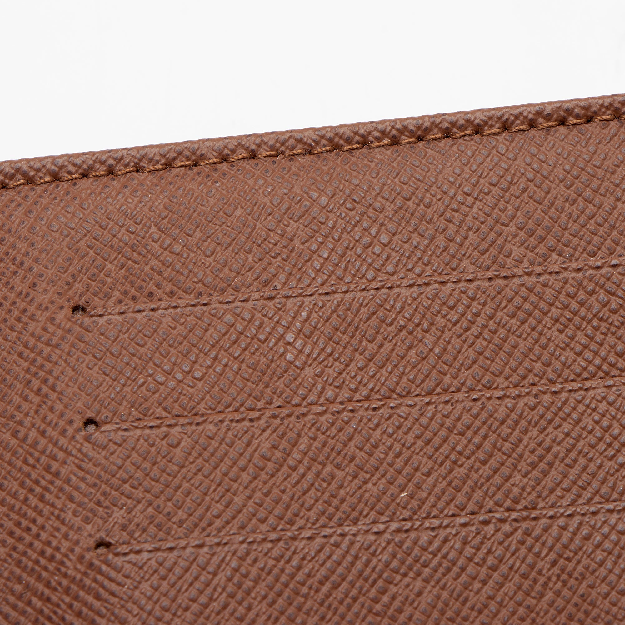 Louis Vuitton Monogram Canvas Koala Wallet (SHF-qaOHRr)