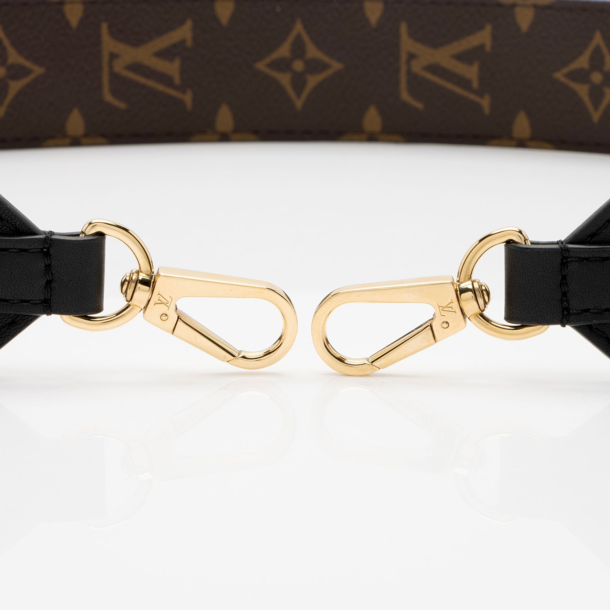 Louis Vuitton Monogram Canvas Letter Bandouliere Shoulder Strap (SHF-Ui82um)