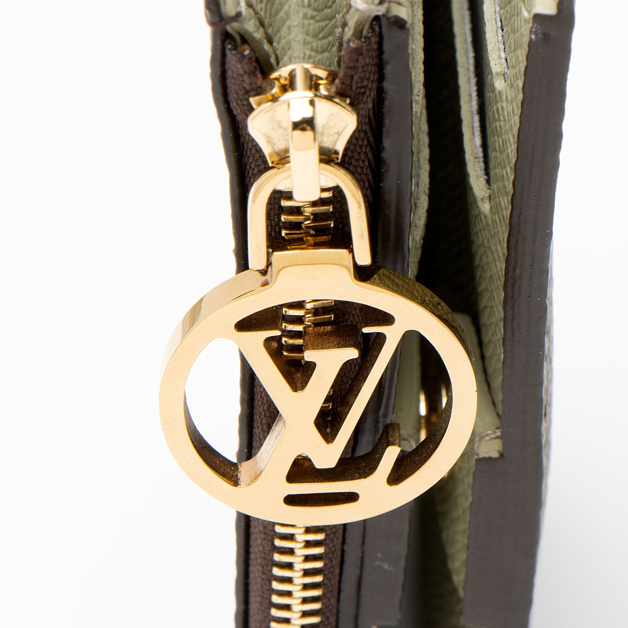 Louis Vuitton Monogram Canvas Lisa Wallet