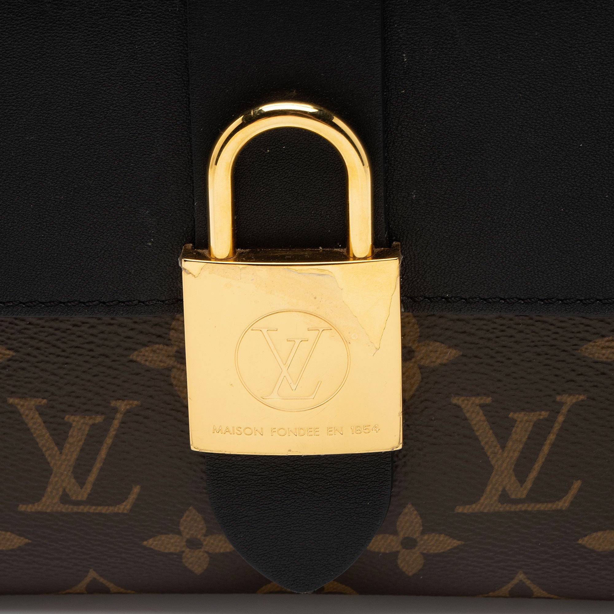 Louis Vuitton Monogram Canvas Locky BB Satchel (SHF-5AamLM)