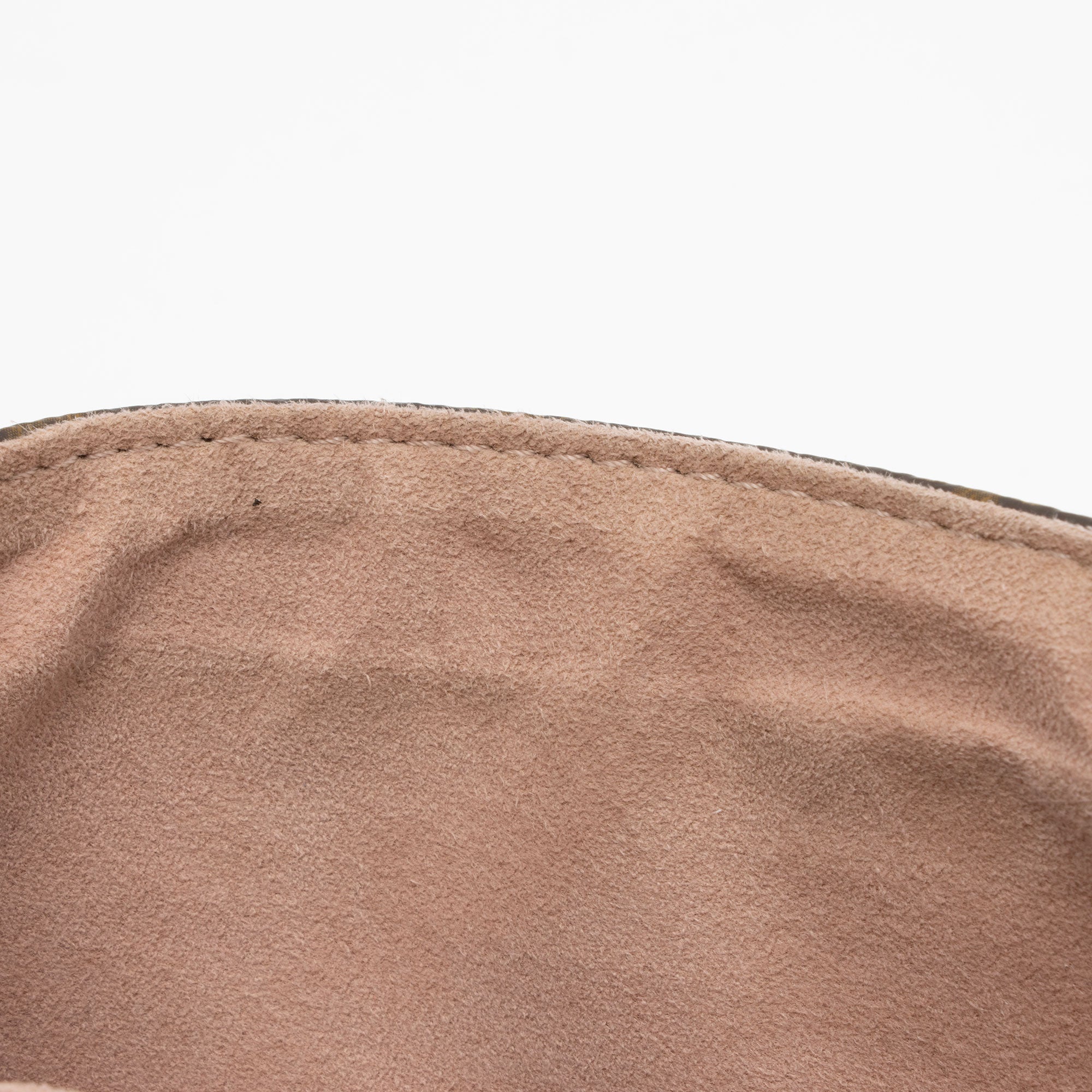 Louis Vuitton Monogram Canvas Locky BB Top Handle (SHF-akYsid)