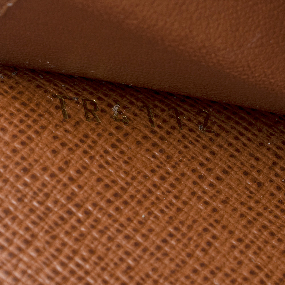 Louis Vuitton Monogram Canvas Louise Wallet (SHF-19478)