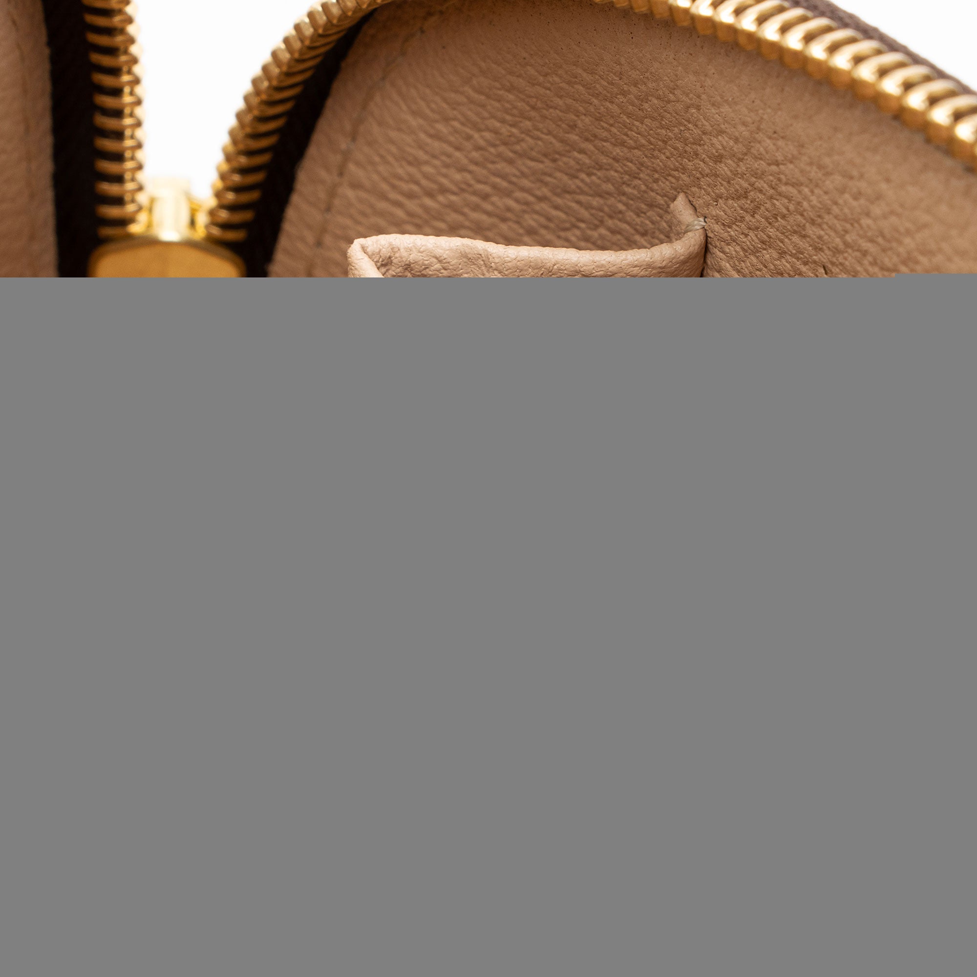 Louis Vuitton Monogram Canvas MM Cosmetic Pouch