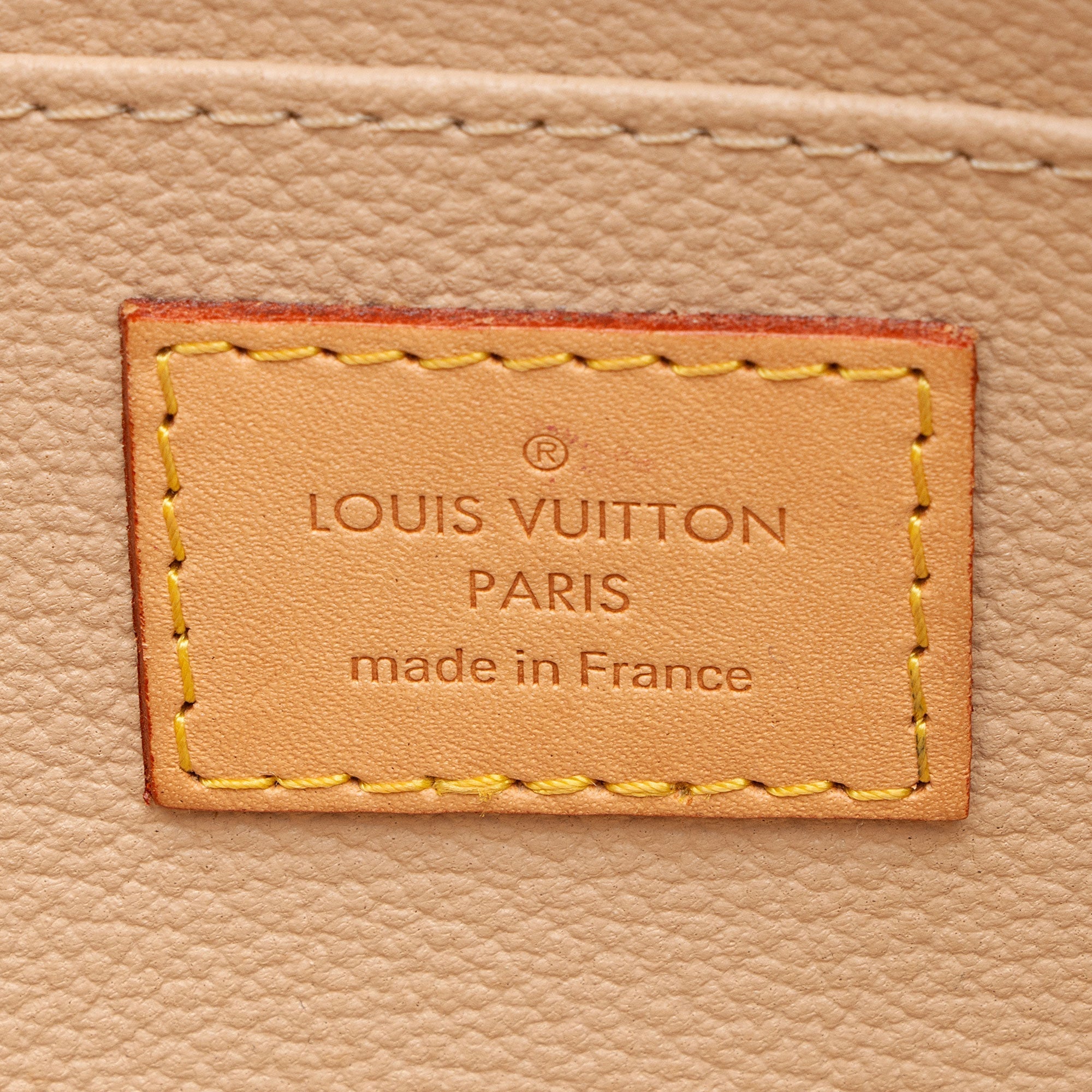 Louis Vuitton Monogram Canvas MM Cosmetic Pouch