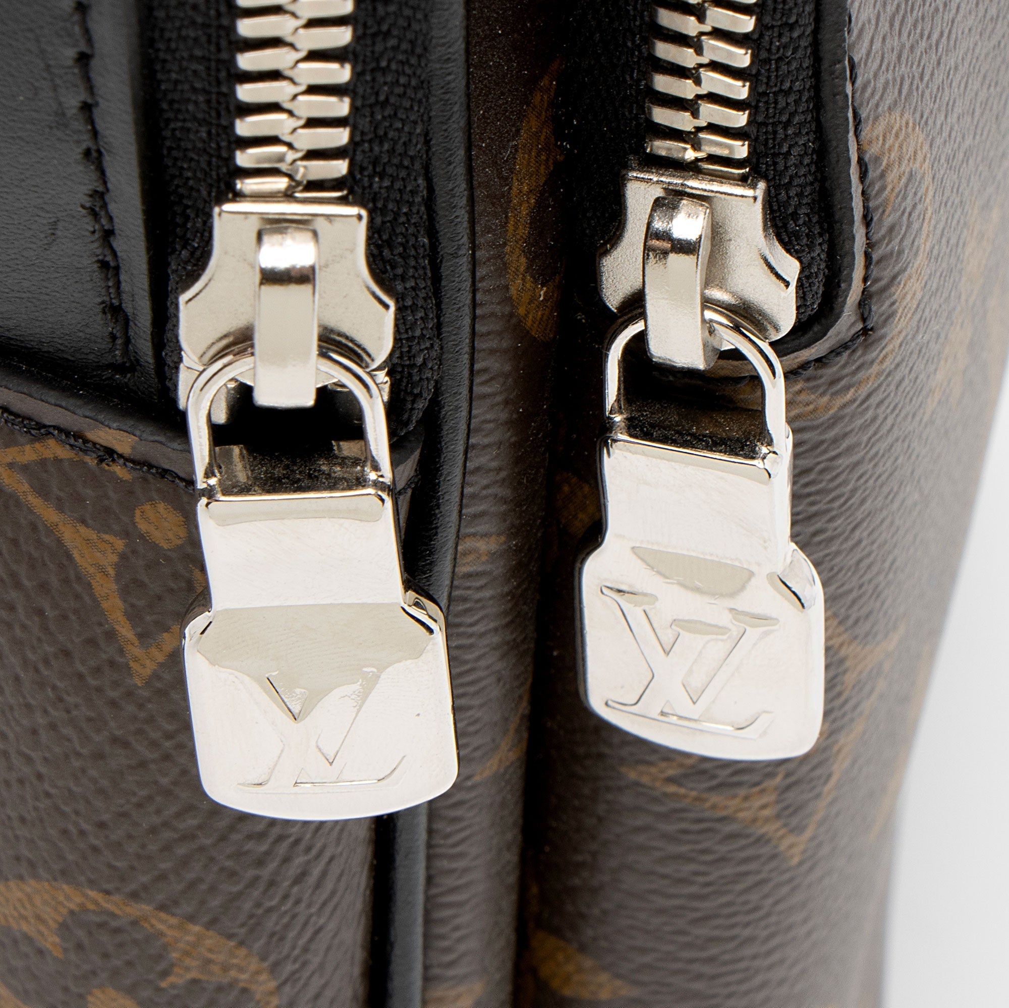 Louis Vuitton Monogram Canvas Macassar Avenue NM Sling Bag