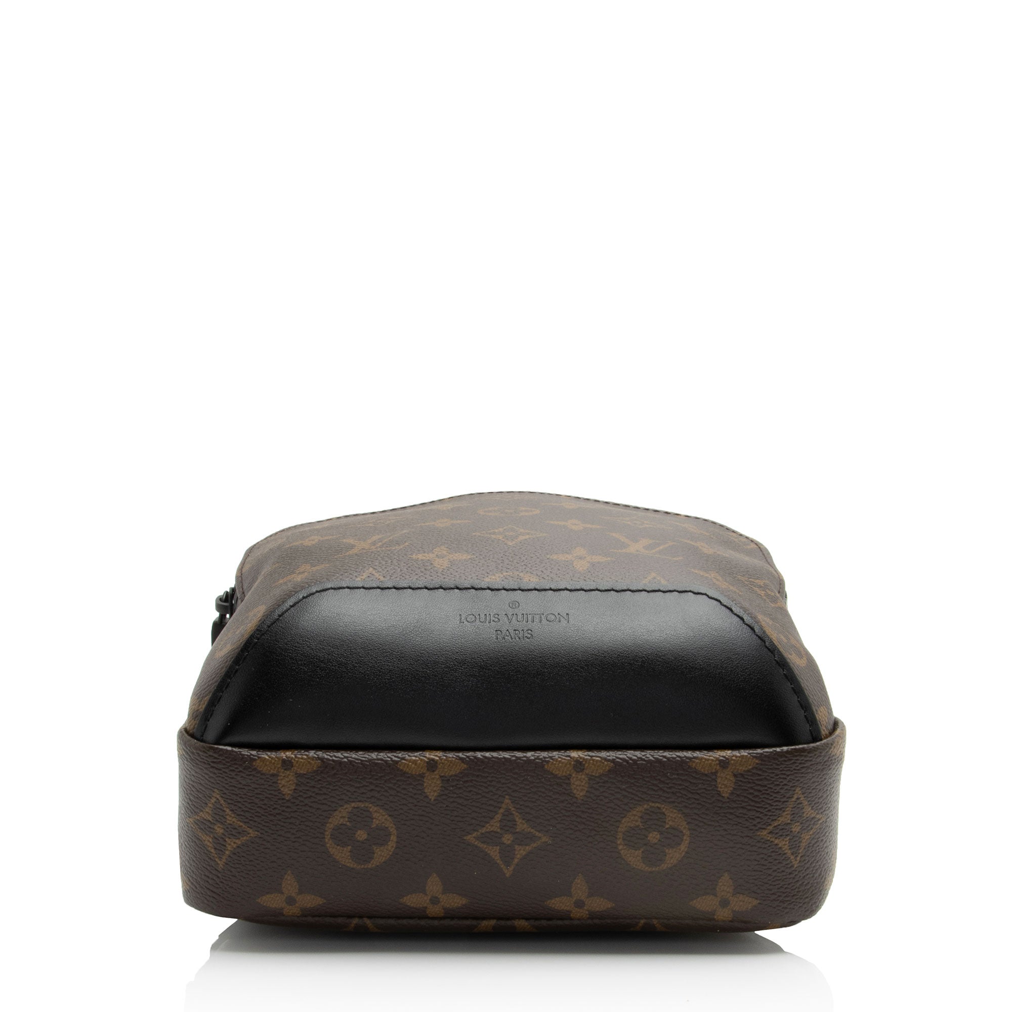 Louis Vuitton Monogram Canvas Macassar Avenue Sling Bag (SHF-FunEzl)