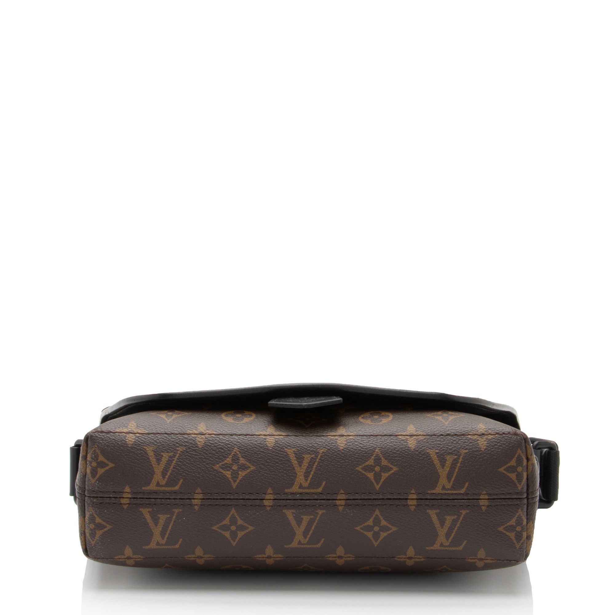 Louis Vuitton Monogram Canvas Macassar Magnetic Messenger (SHF-2xonZt)