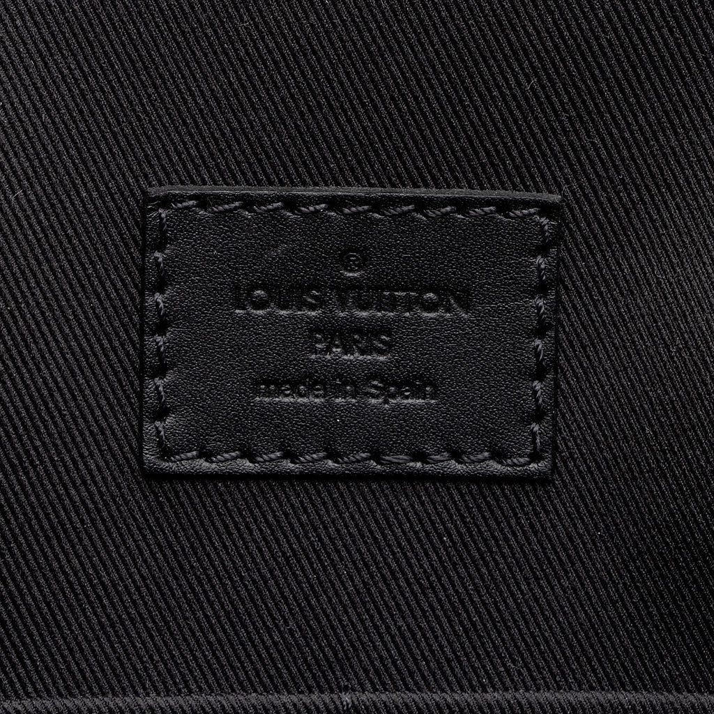 Louis Vuitton Monogram Canvas Macassar Magnetic Messenger Bag (SHF-BGZYyW)