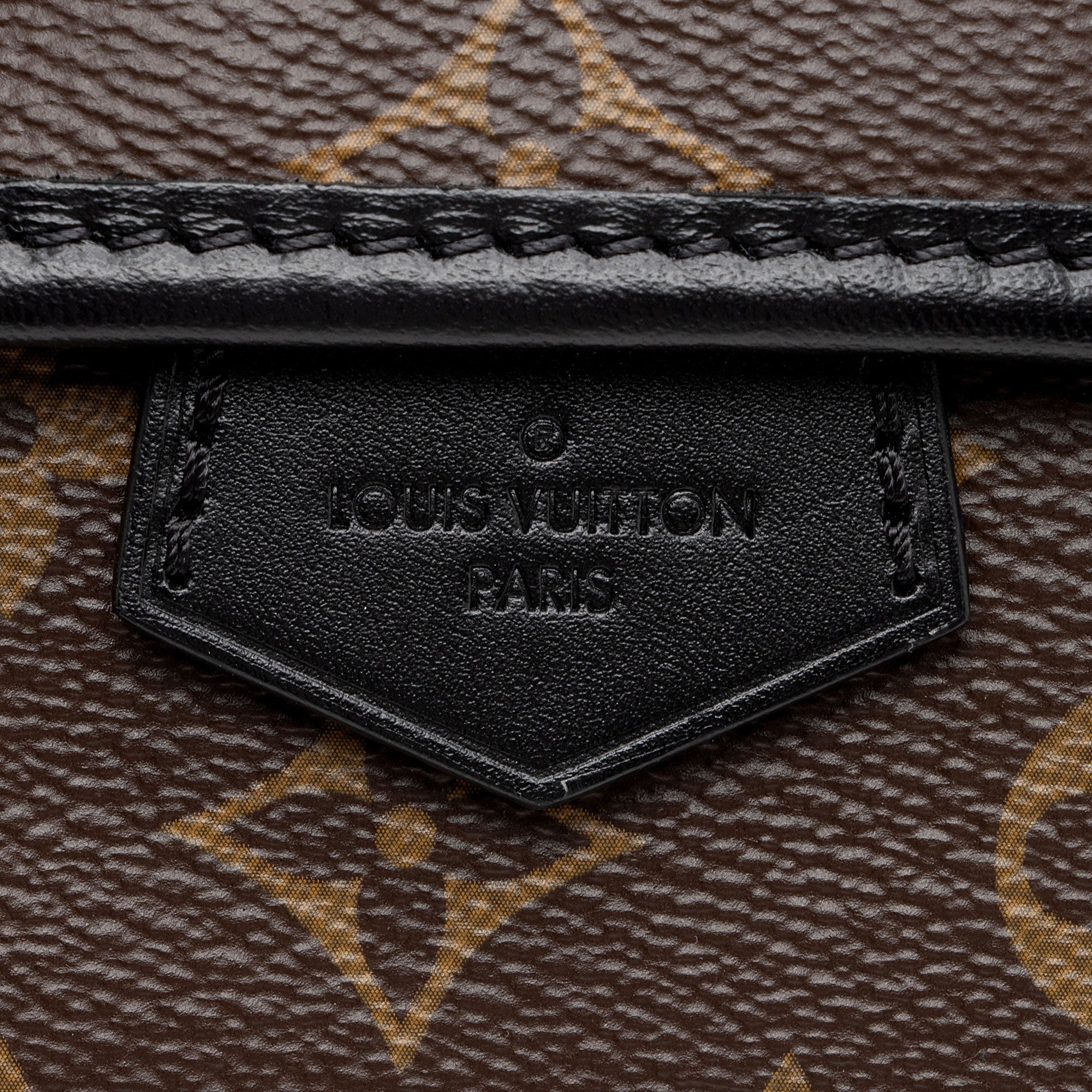 Louis Vuitton Monogram Canvas Macassar Magnetic Messenger Bag (SHF-BGZYyW)