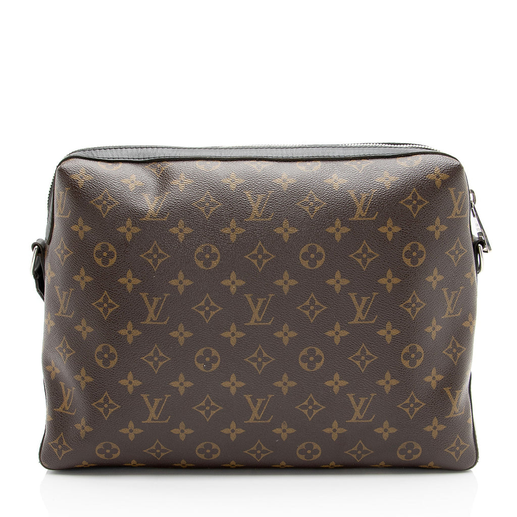 Louis Vuitton Monogram Canvas Macassar Torres Messenger