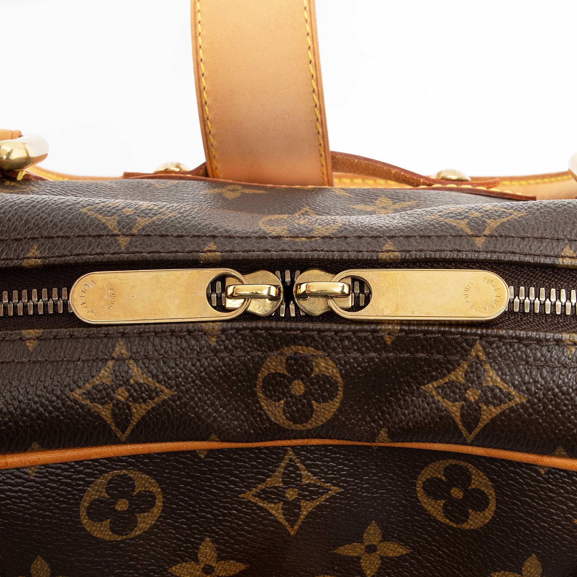 Louis Vuitton Monogram Canvas Manhattan GM Satchel (SHF-g81fuD)