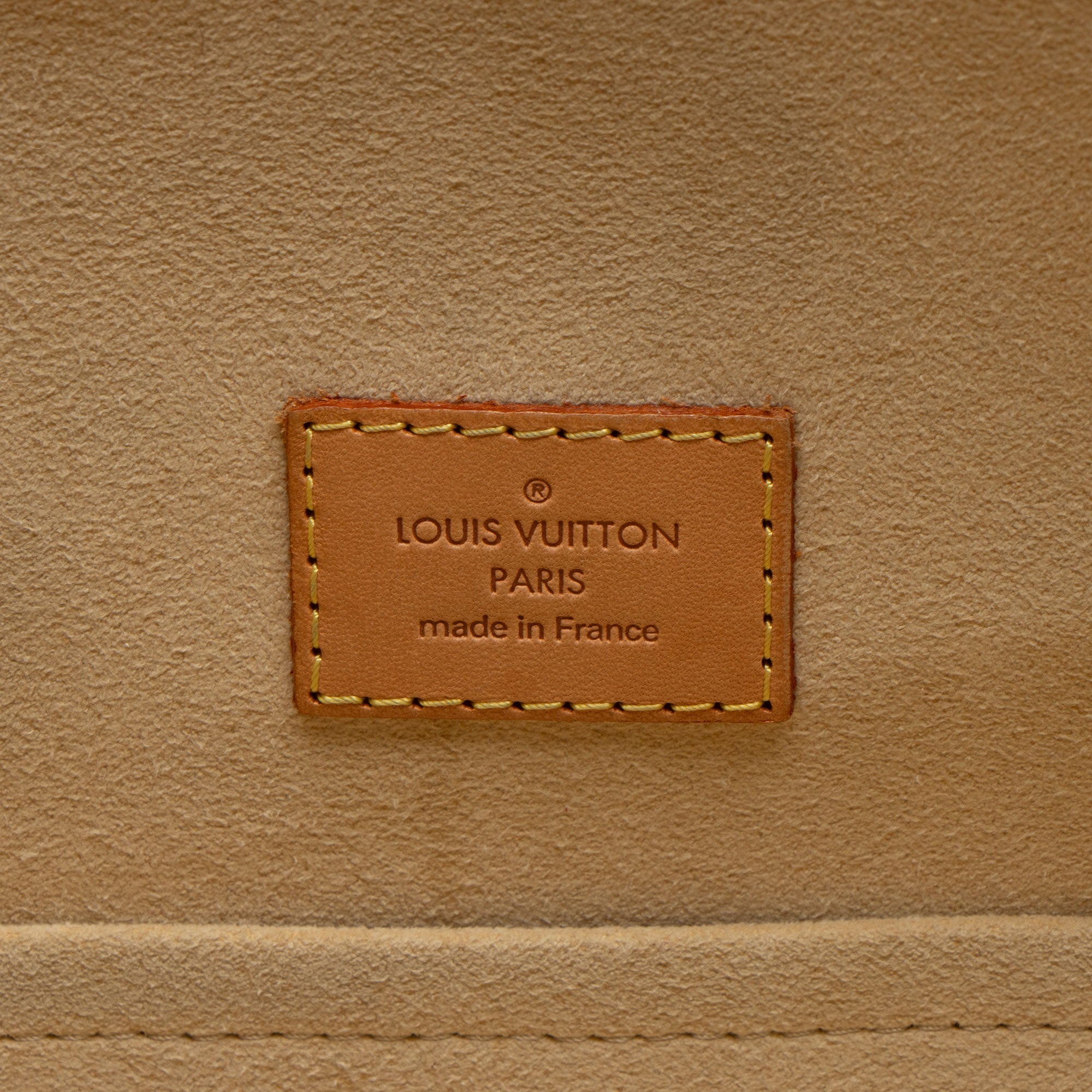 Louis Vuitton Monogram Canvas Manhattan GM Satchel (SHF-FGlzW5)