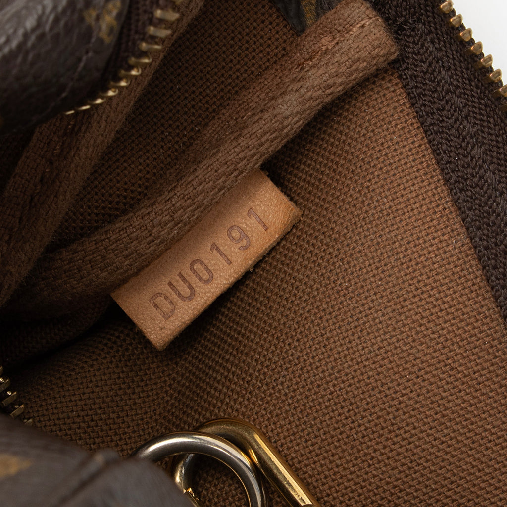 Louis Vuitton Monogram Canvas Mini Pochette Accessoires (SHF-23863)