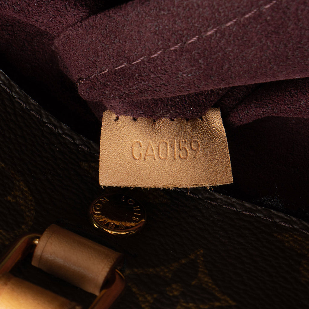 Louis Vuitton Monogram Canvas Montaigne BB Shoulder Bag (SHF-RztVM8)