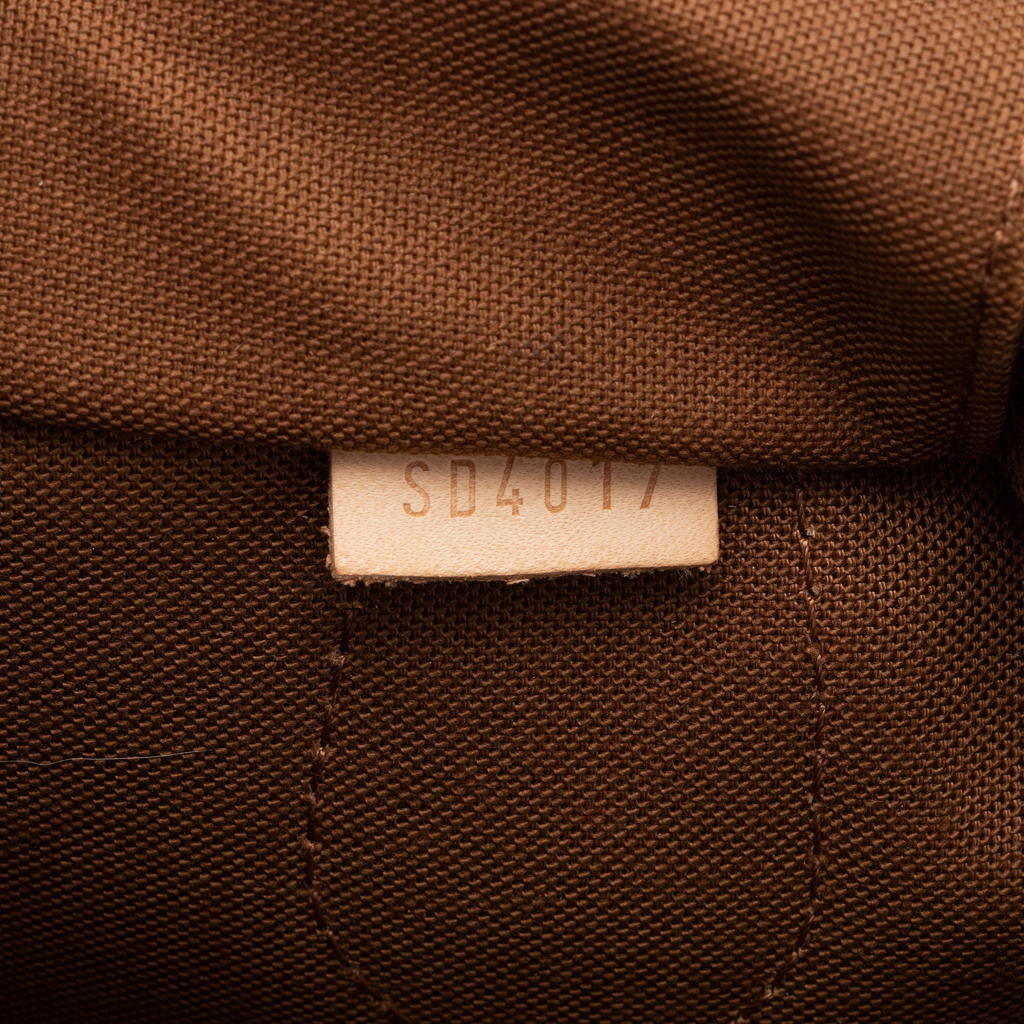 Louis Vuitton Monogram Canvas Montorgueil GM Shoulder Bag (SHF-c3xCJJ)