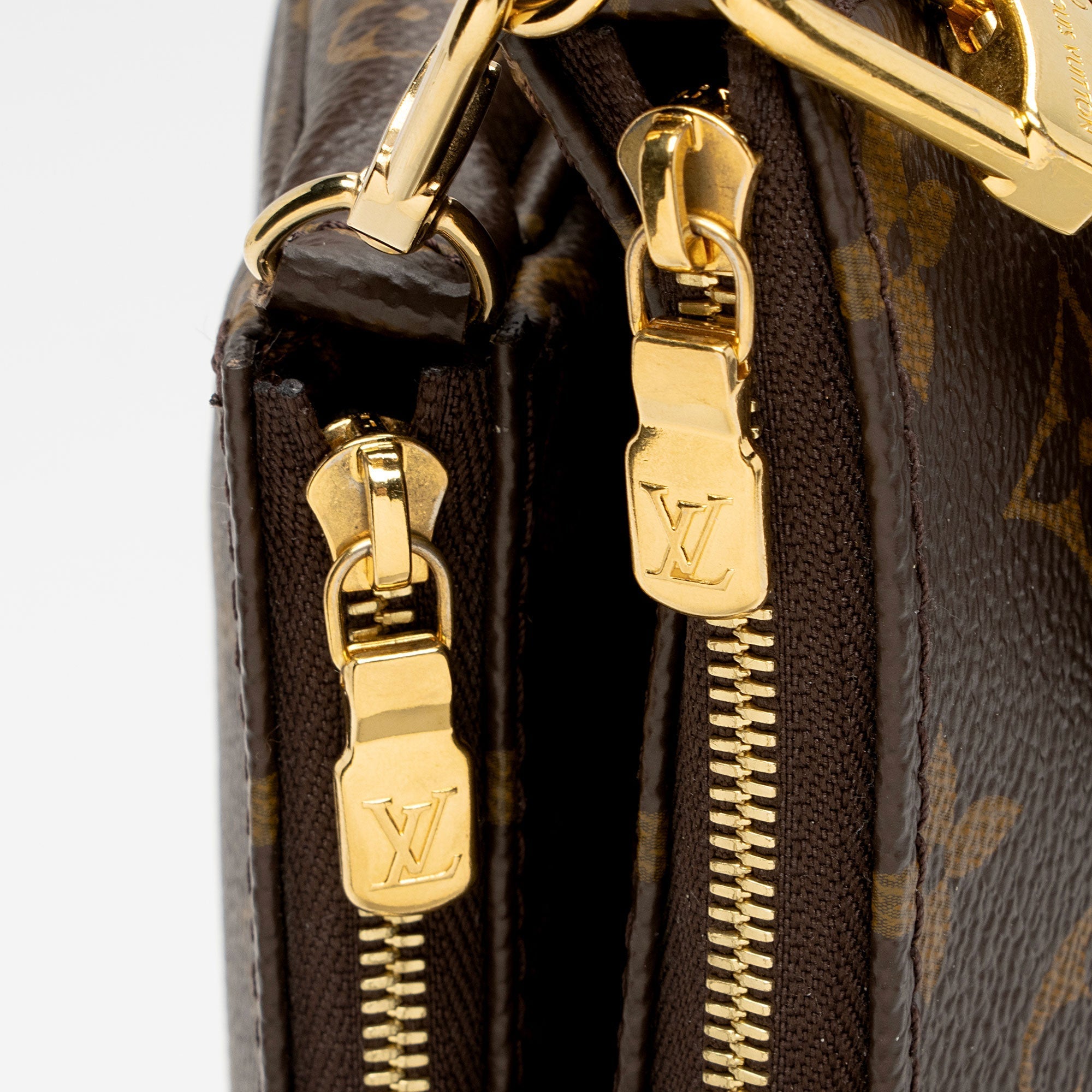 Louis Vuitton Monogram Canvas Multi-Pochette Accessoires (SHF-VqjsIq)