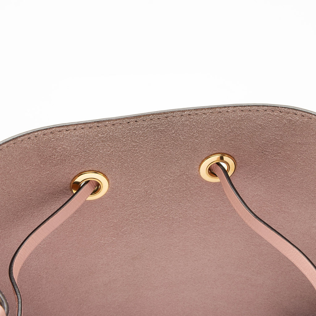 Louis Vuitton Monogram Canvas Neonoe MM Shoulder Bag (SHF-eZHU5B)