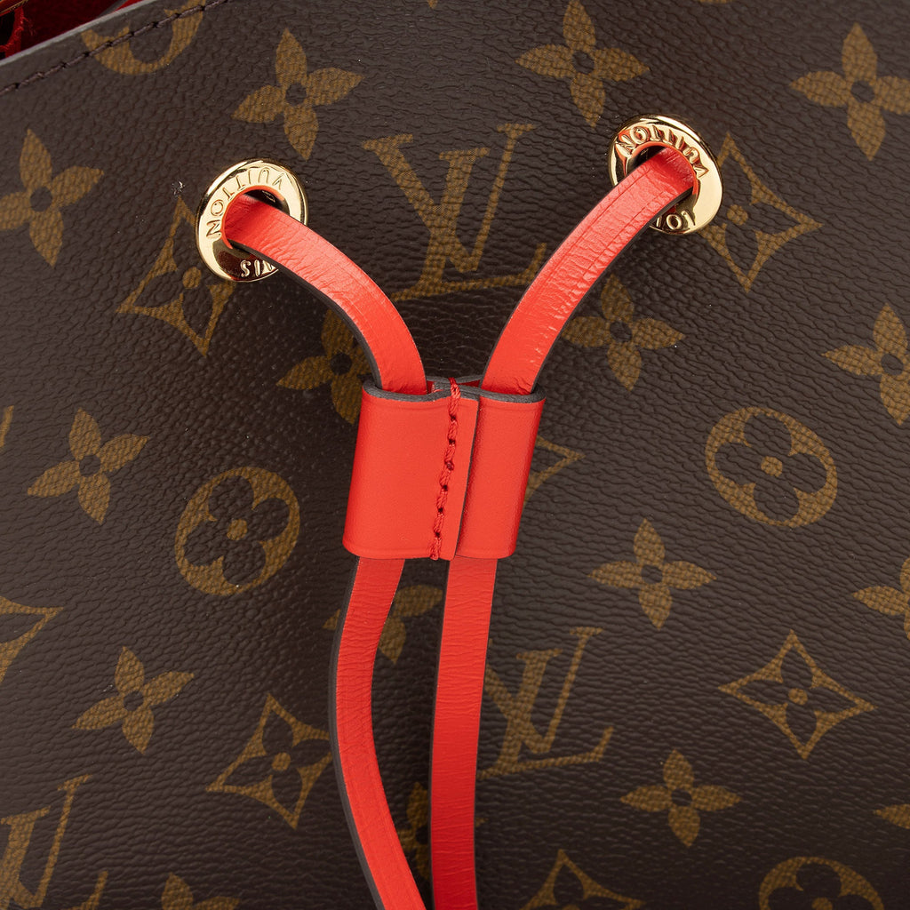 Louis Vuitton Monogram Canvas Neonoe MM Shoulder Bag (SHF-QJtoMq)