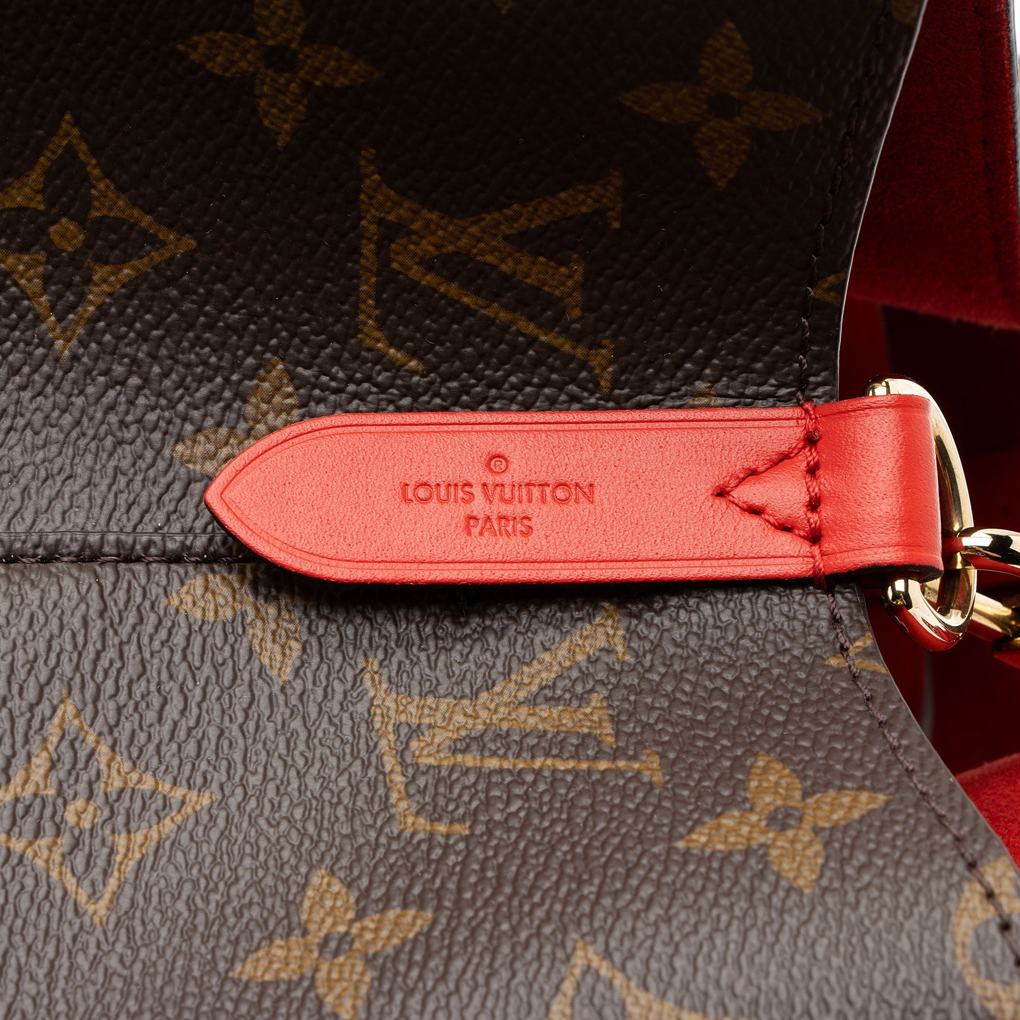 Louis Vuitton Monogram Canvas Neonoe MM Shoulder Bag (SHF-QJtoMq)