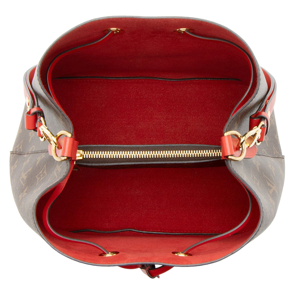 Louis Vuitton Monogram Canvas Neonoe MM Shoulder Bag (SHF-ylPqu7)